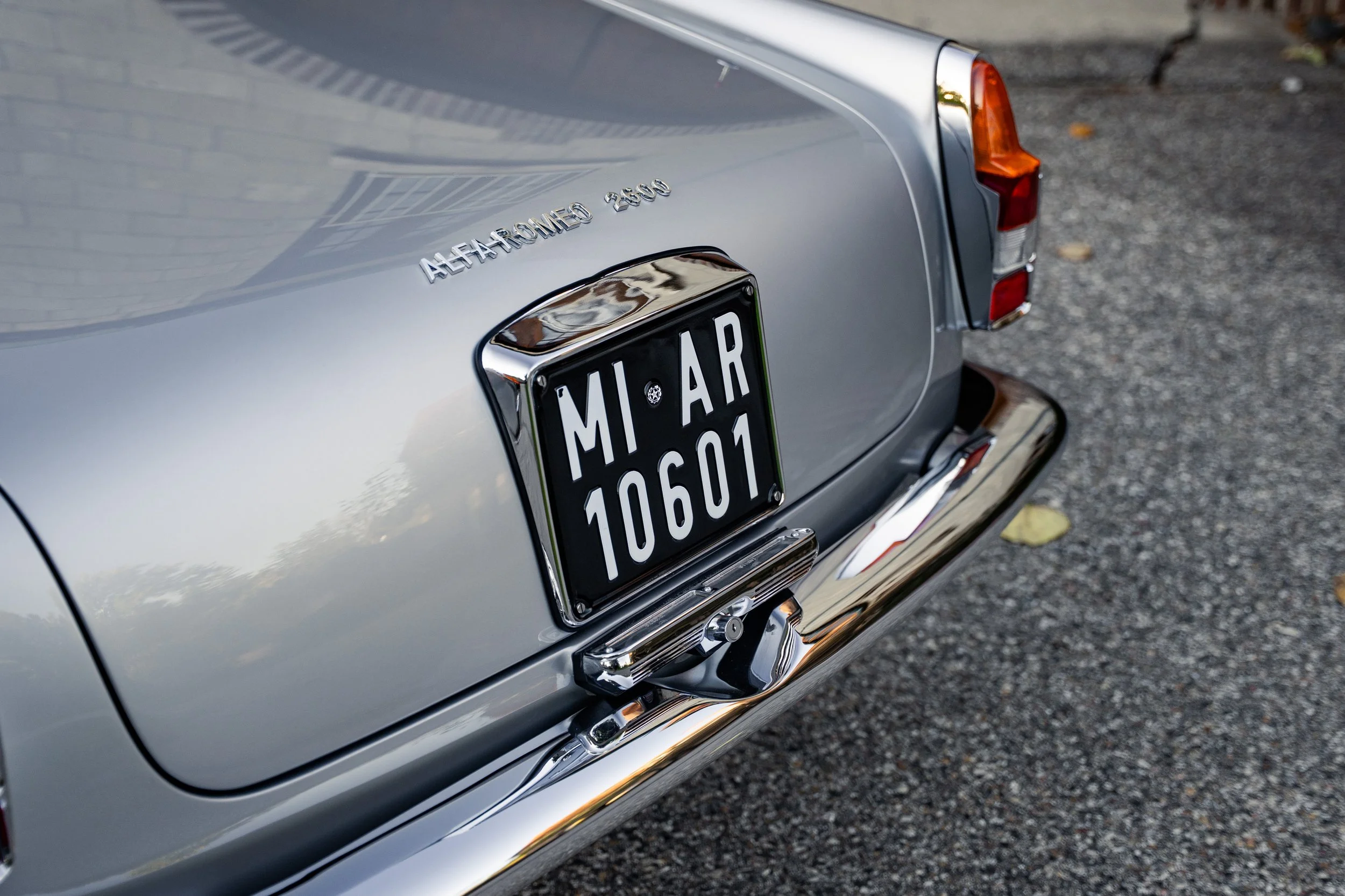 1964 Alfa Romeo 2600 Touring Spider #2676 Advertising Photos-21.jpg