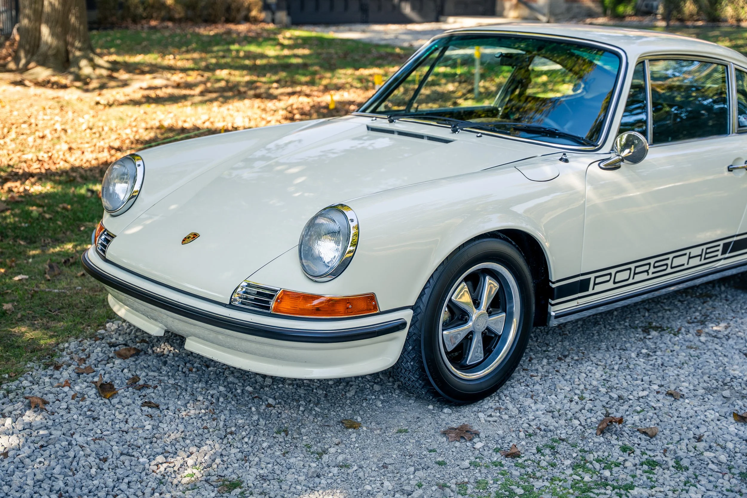 1970 Porsche 911E Coupe #0695-2.jpg