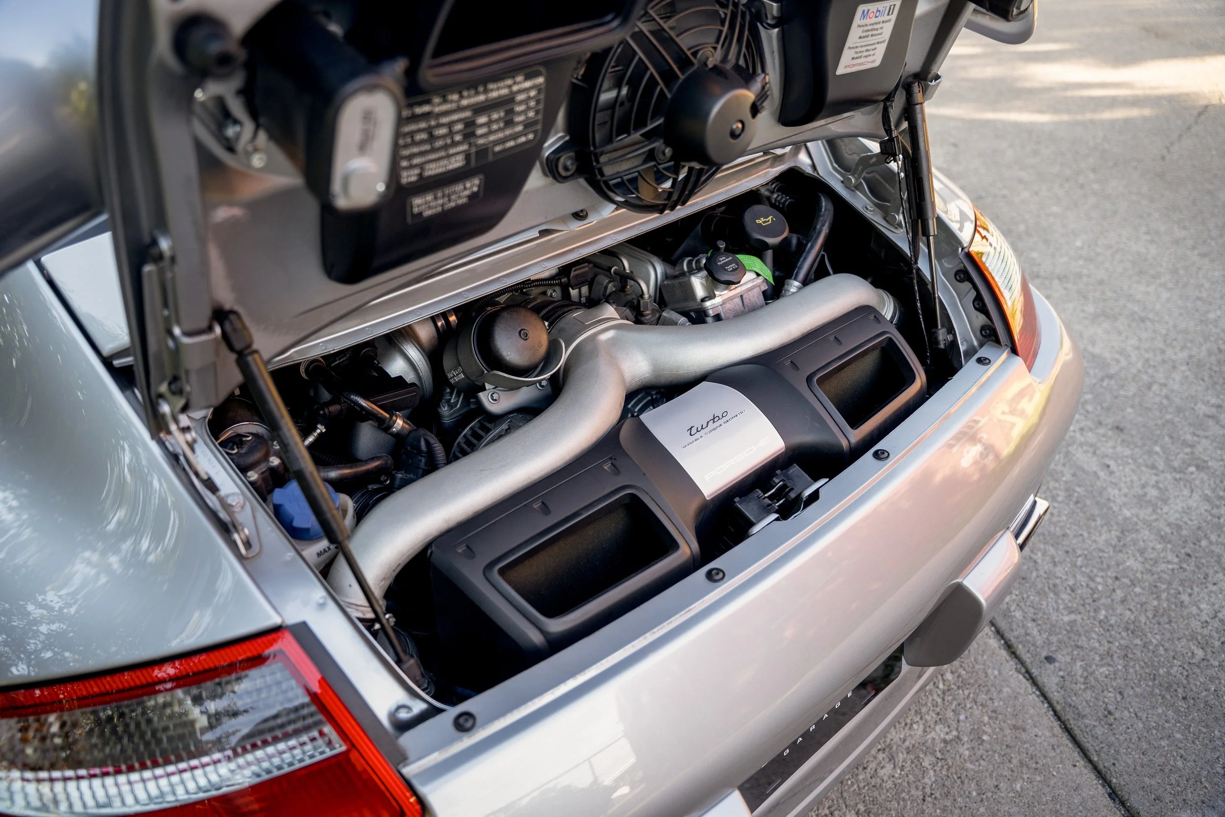 2007 Porsche 911 Turbo #4377 Advertising Photos-2-7.jpg