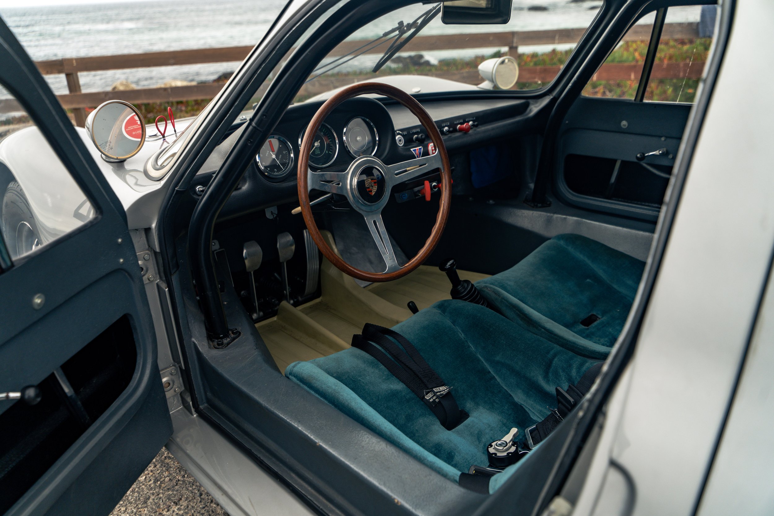 1964 Porsche 904 Carrera GTS_Advertising Photos #083-48.jpg