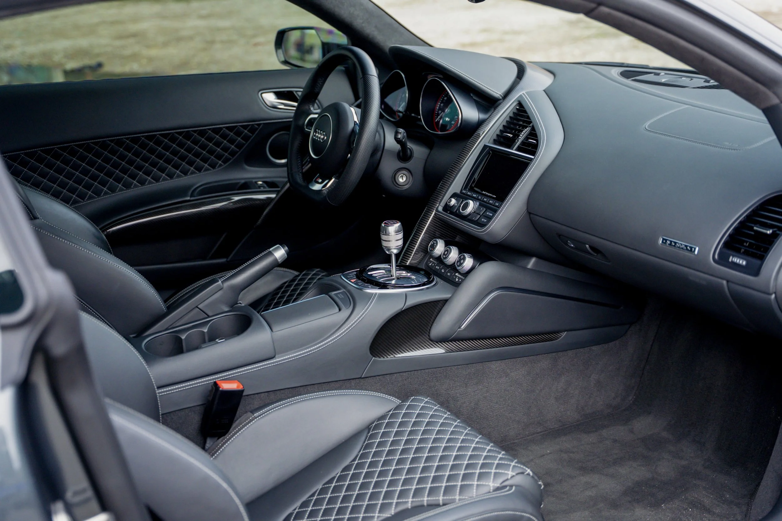 2015 Audi R8 V10 Plus #1946 Advertising-39.jpg