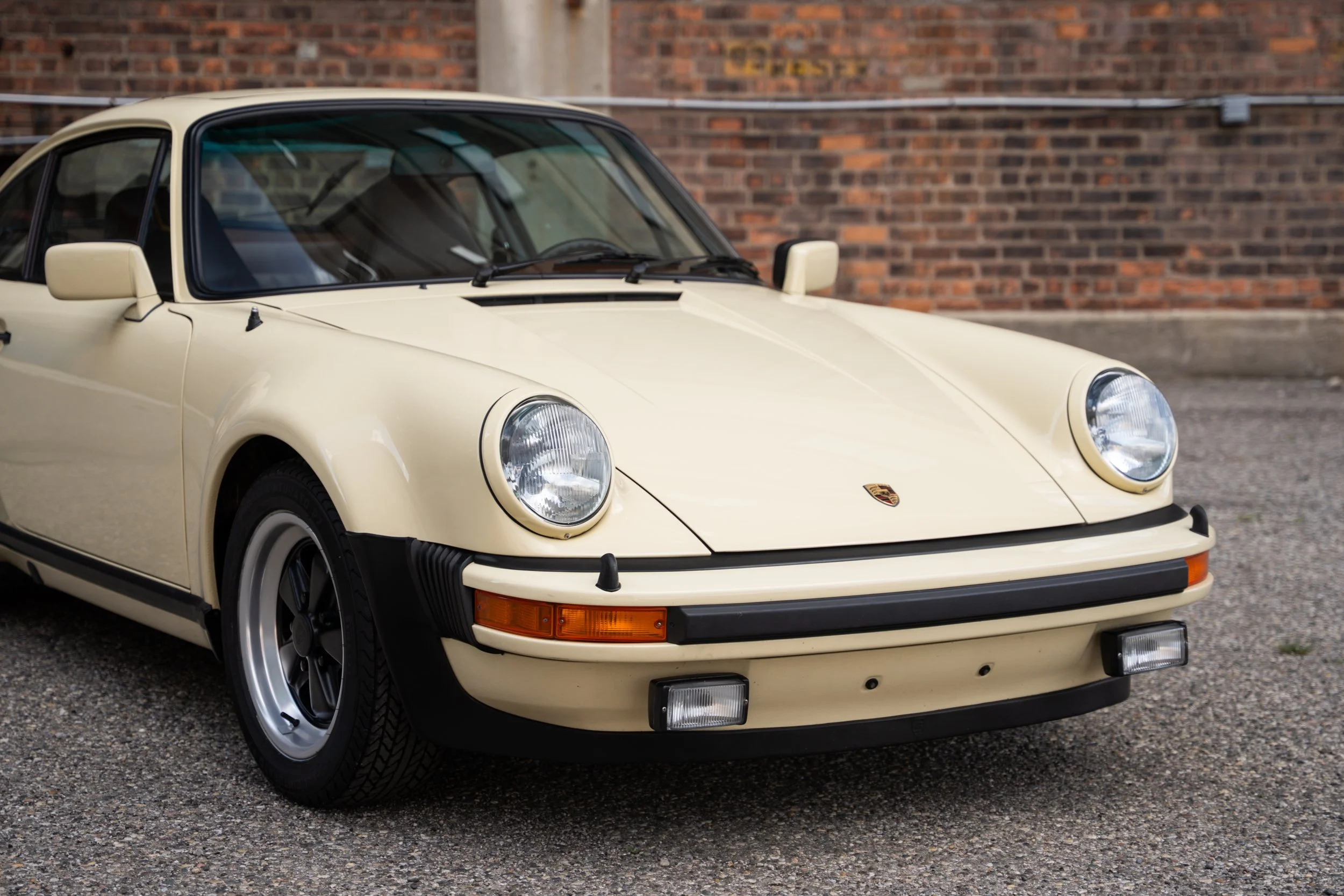1977 Porsche 911 Turbo Carrera #0677 Advertising Photos-4.jpg