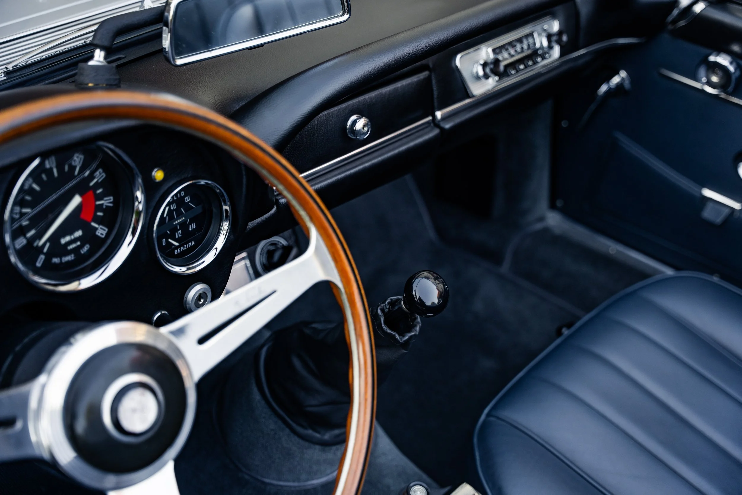 1964 Alfa Romeo 2600 Touring Spider #2676 Advertising Photos-78.jpg