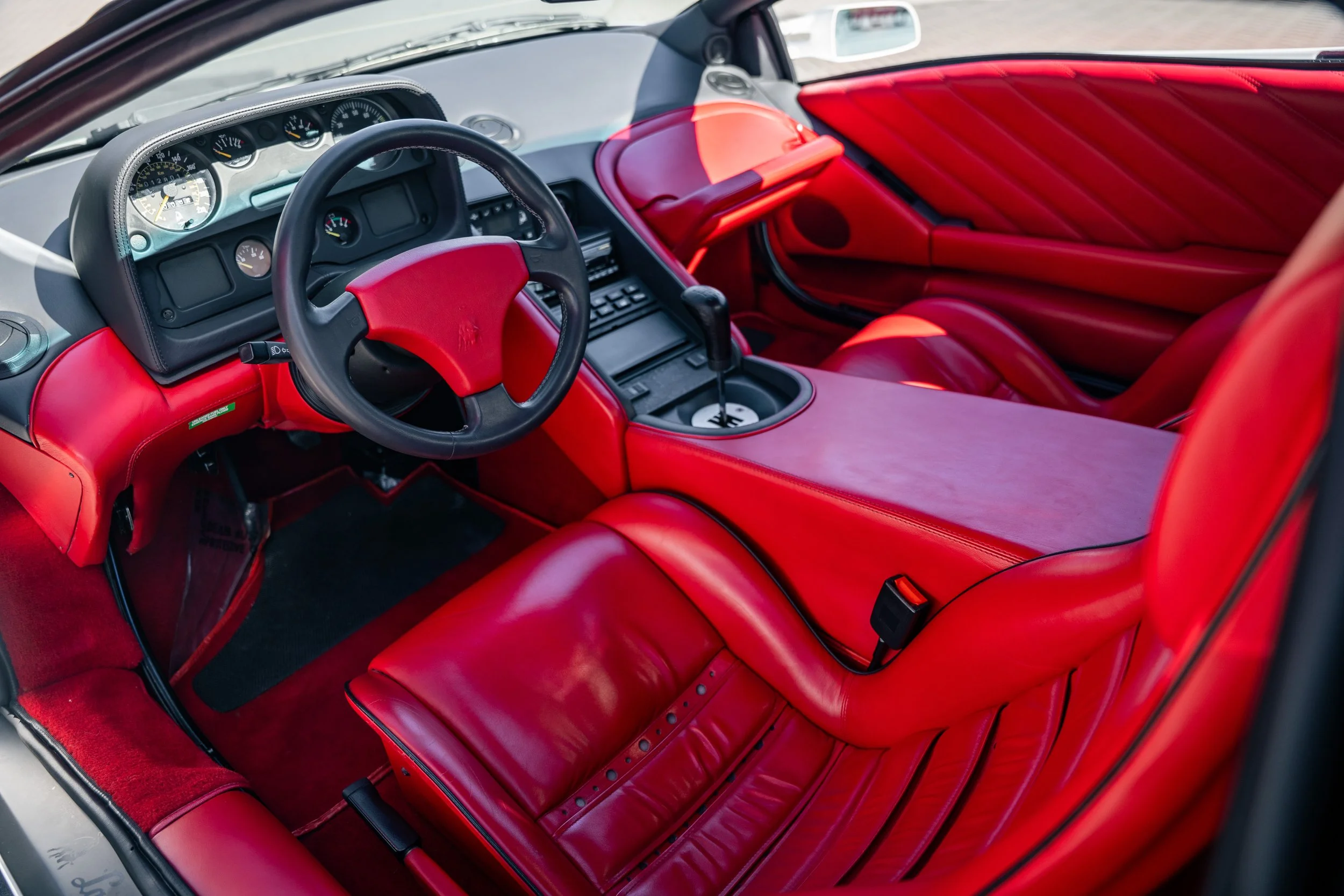 1991 Lamborghini Diable #2221 Advertising Photos-79.jpg
