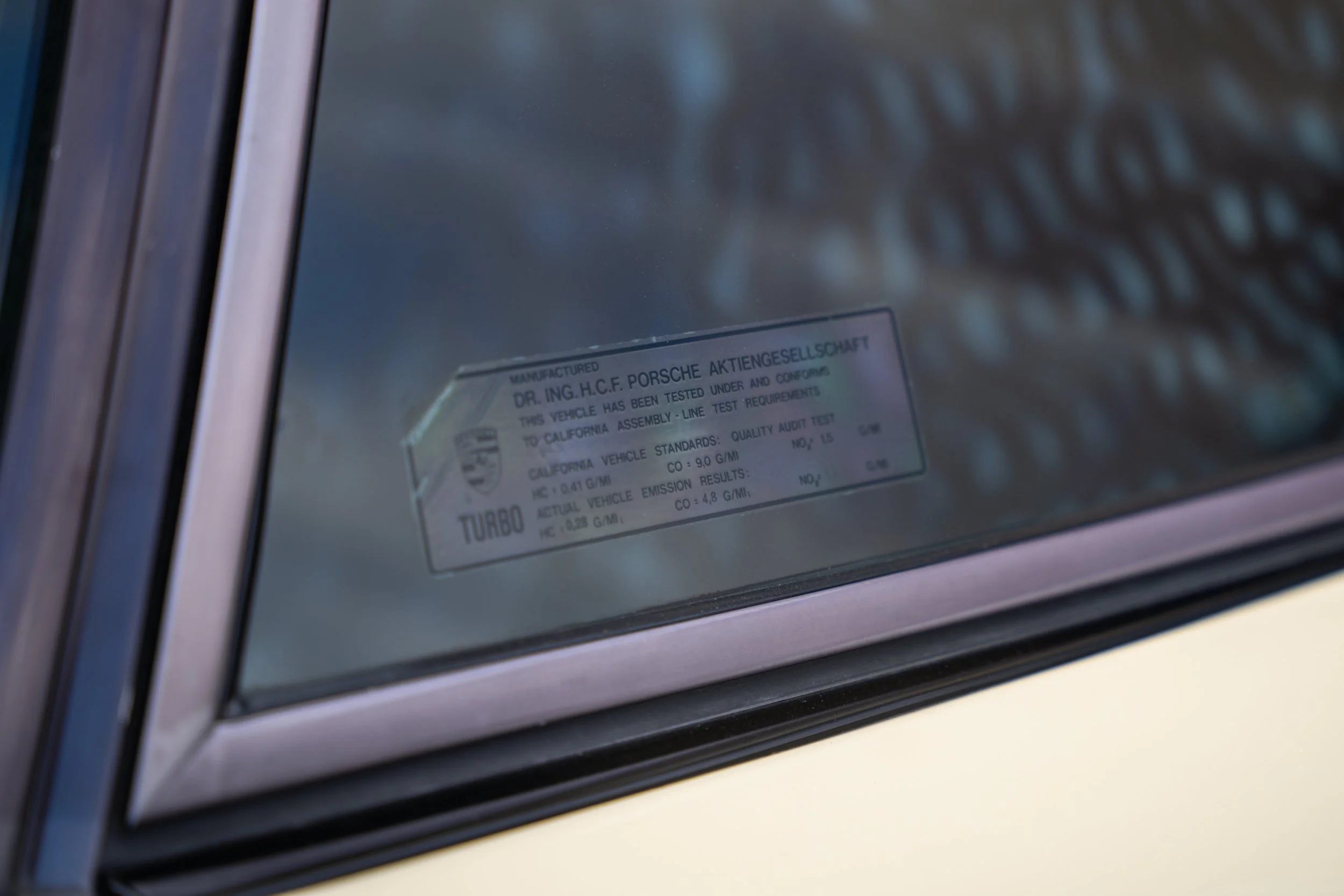 1977 Porsche 911 Turbo Carrera #0677 Advertising Photos-16.jpg