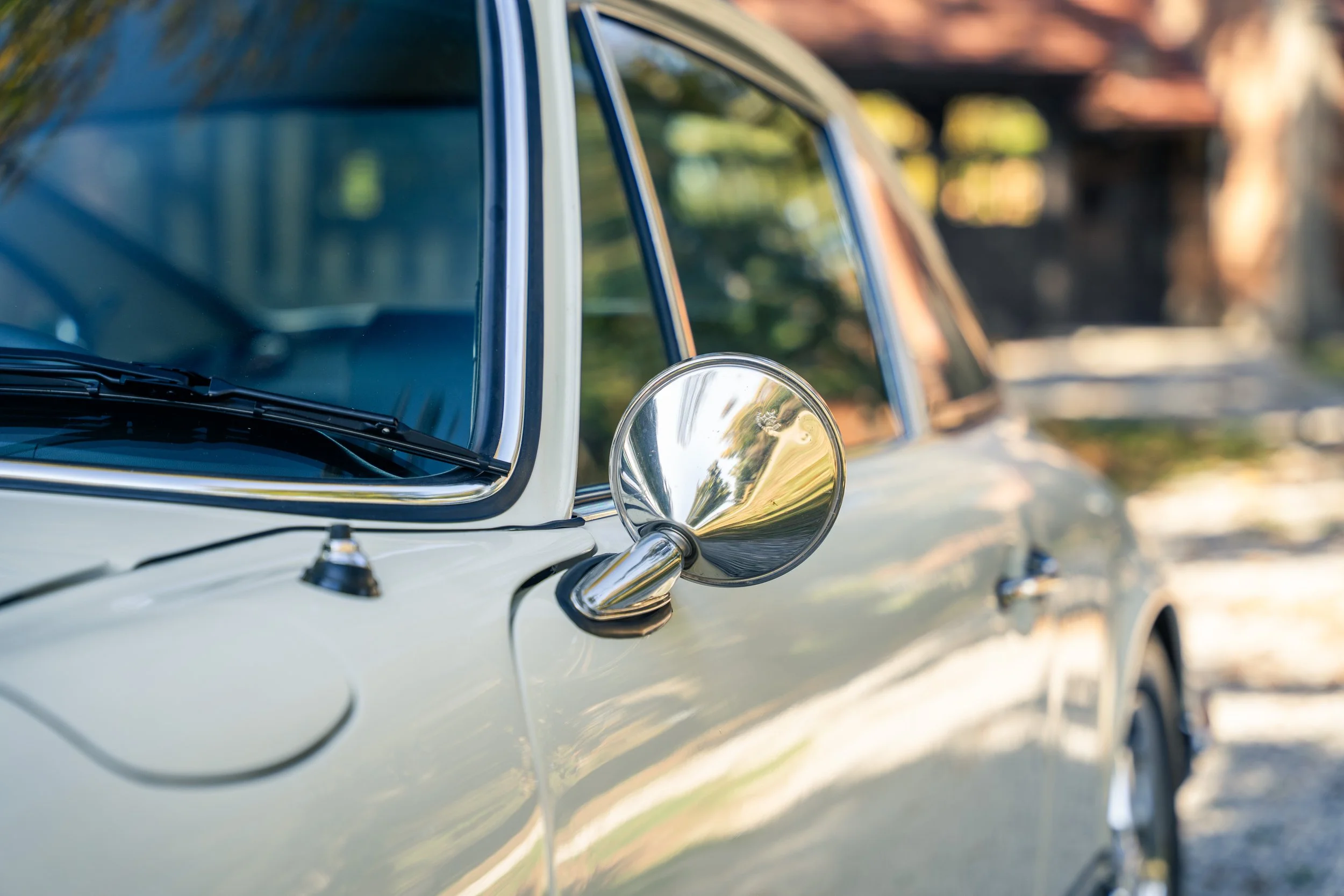1970 Porsche 911E Coupe #0695-13.jpg