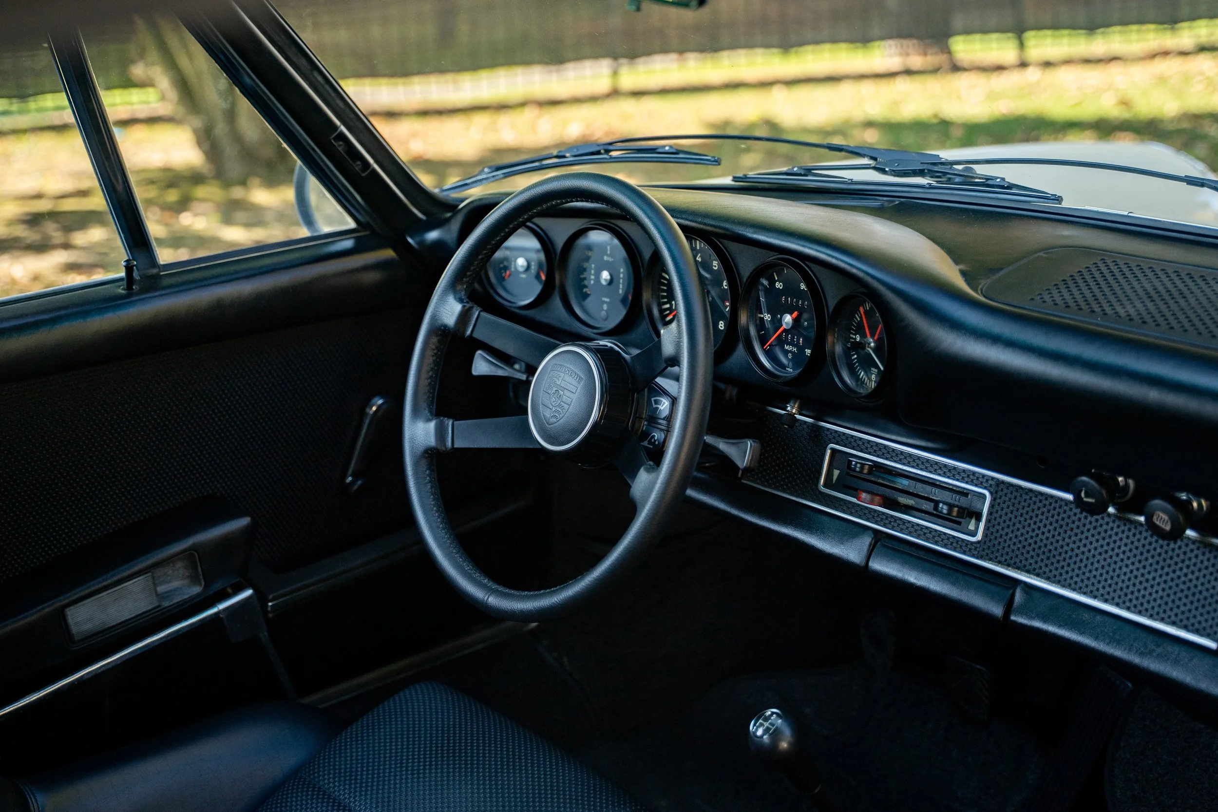 1970 Porsche 911E Coupe #0695-73.jpg