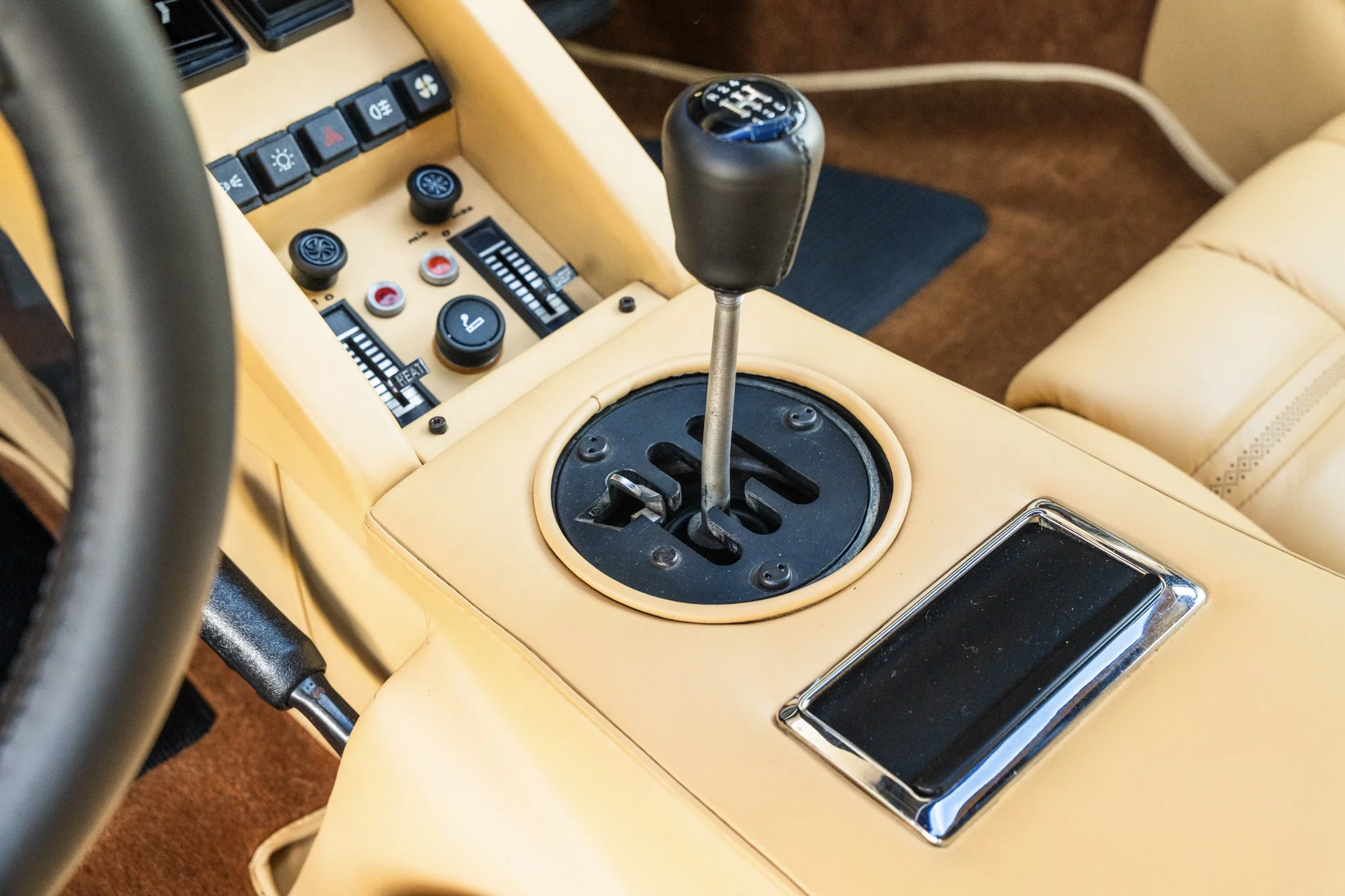 1986 Lamborghini Countach 5000 QV_Advertising #2987-8.jpg