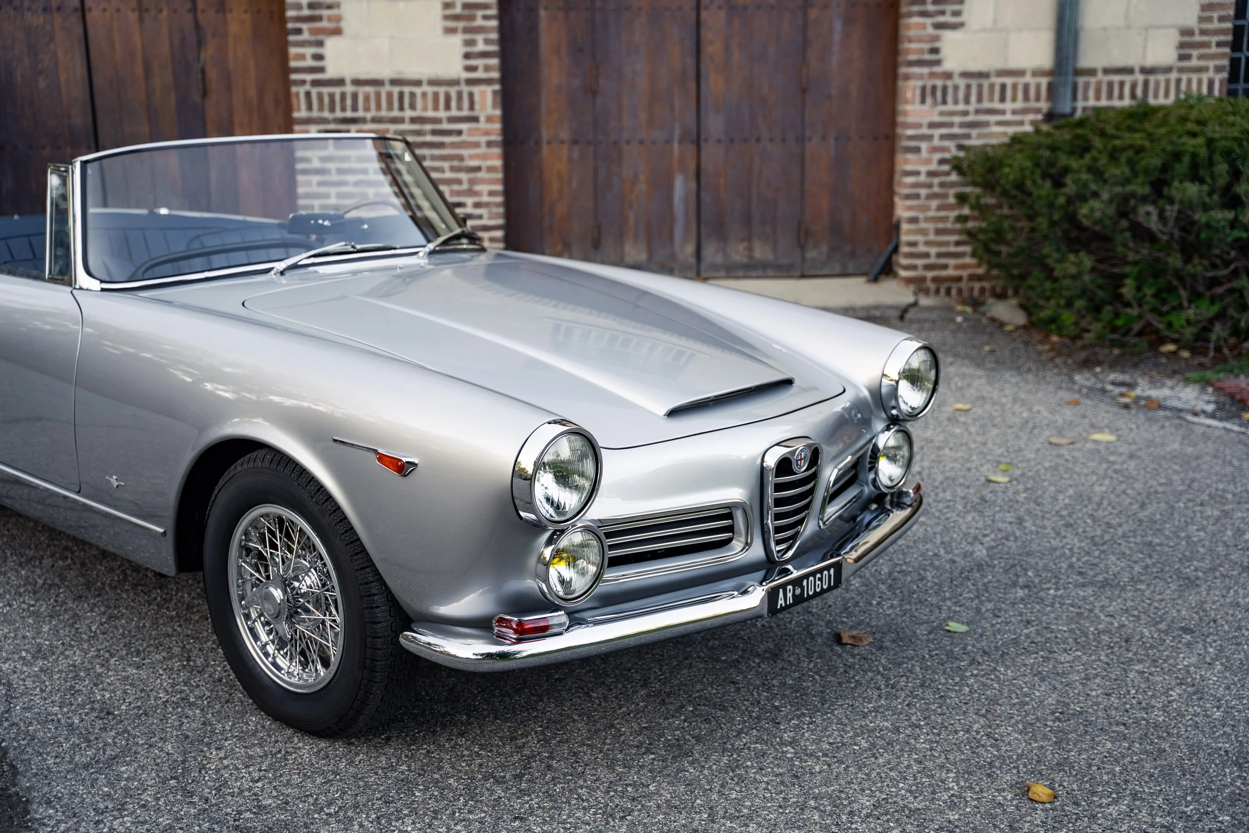 1964 Alfa Romeo 2600 Touring Spider #2676 Advertising Photos-28.jpg