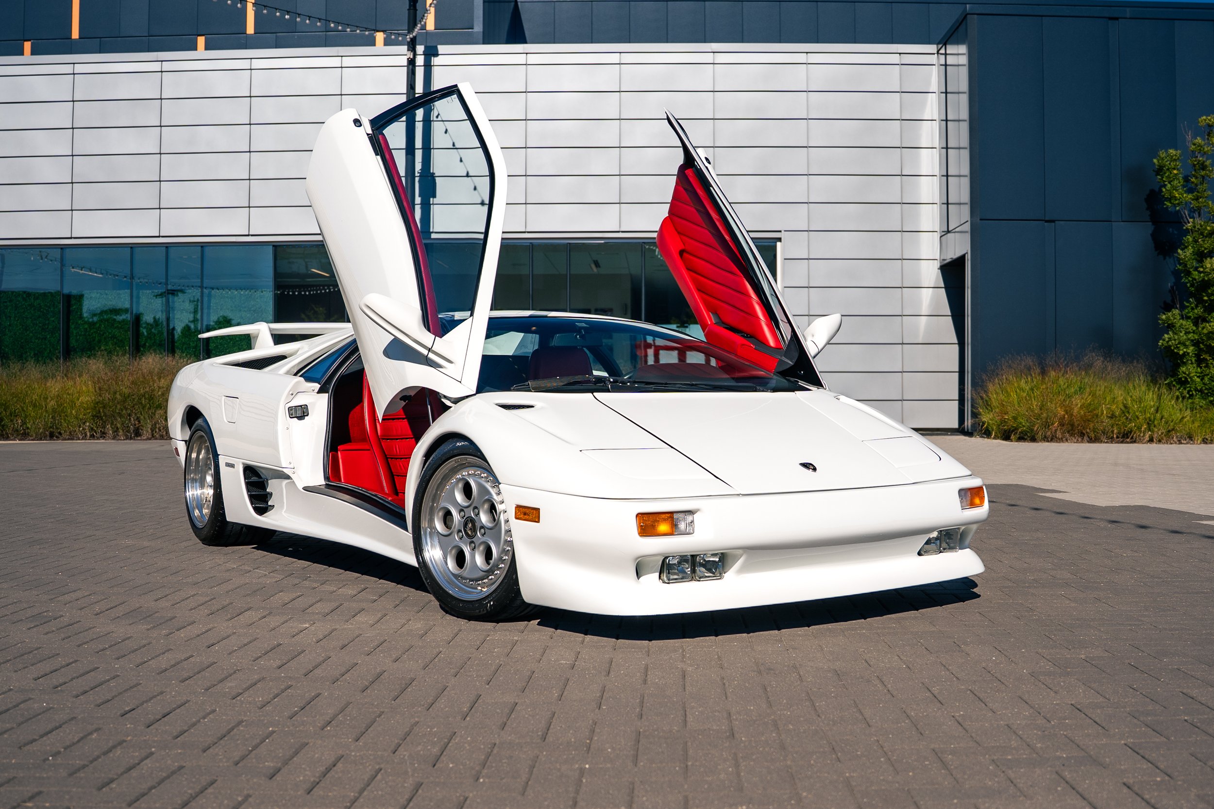 1991 Lamborghini Diable #2221 Advertising Photos-7.jpg