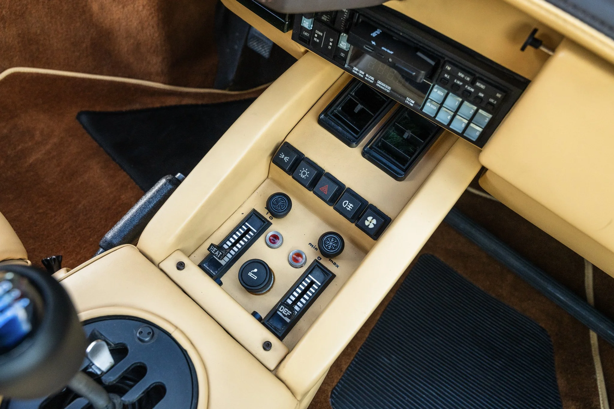 1986 Lamborghini Countach 5000 QV_Advertising #2987-16.jpg