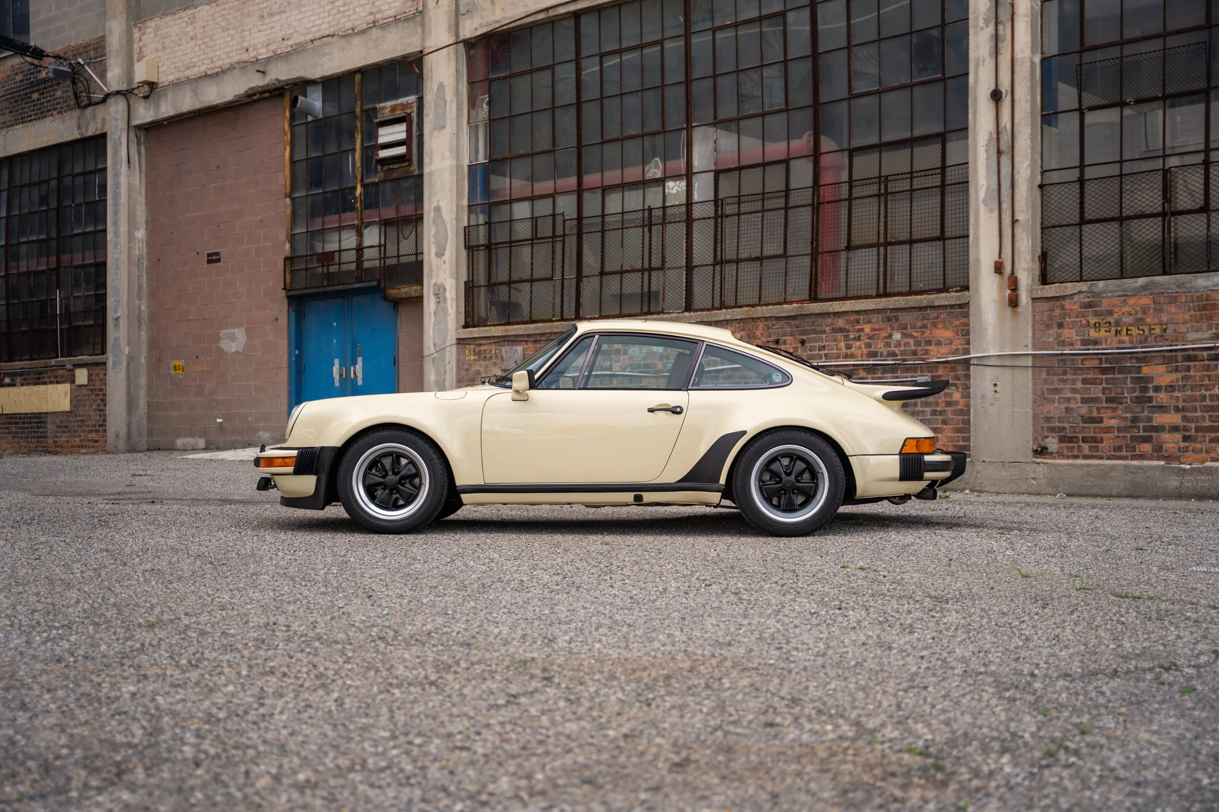 1977 Porsche 911 Turbo Carrera #0677 Advertising Photos-19.jpg