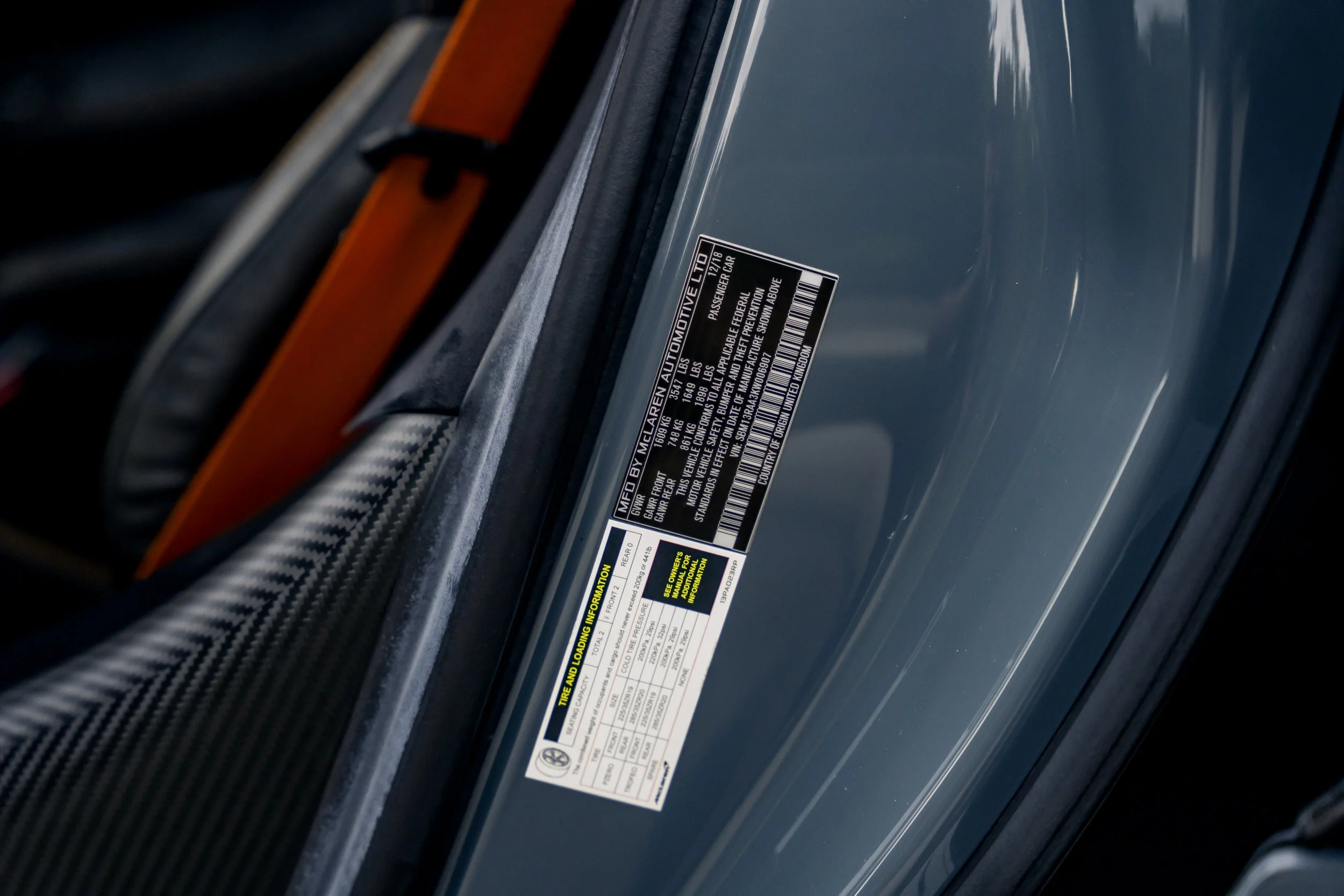 2019 McLaren 600LT #6907_Advertising Photos-16.jpg