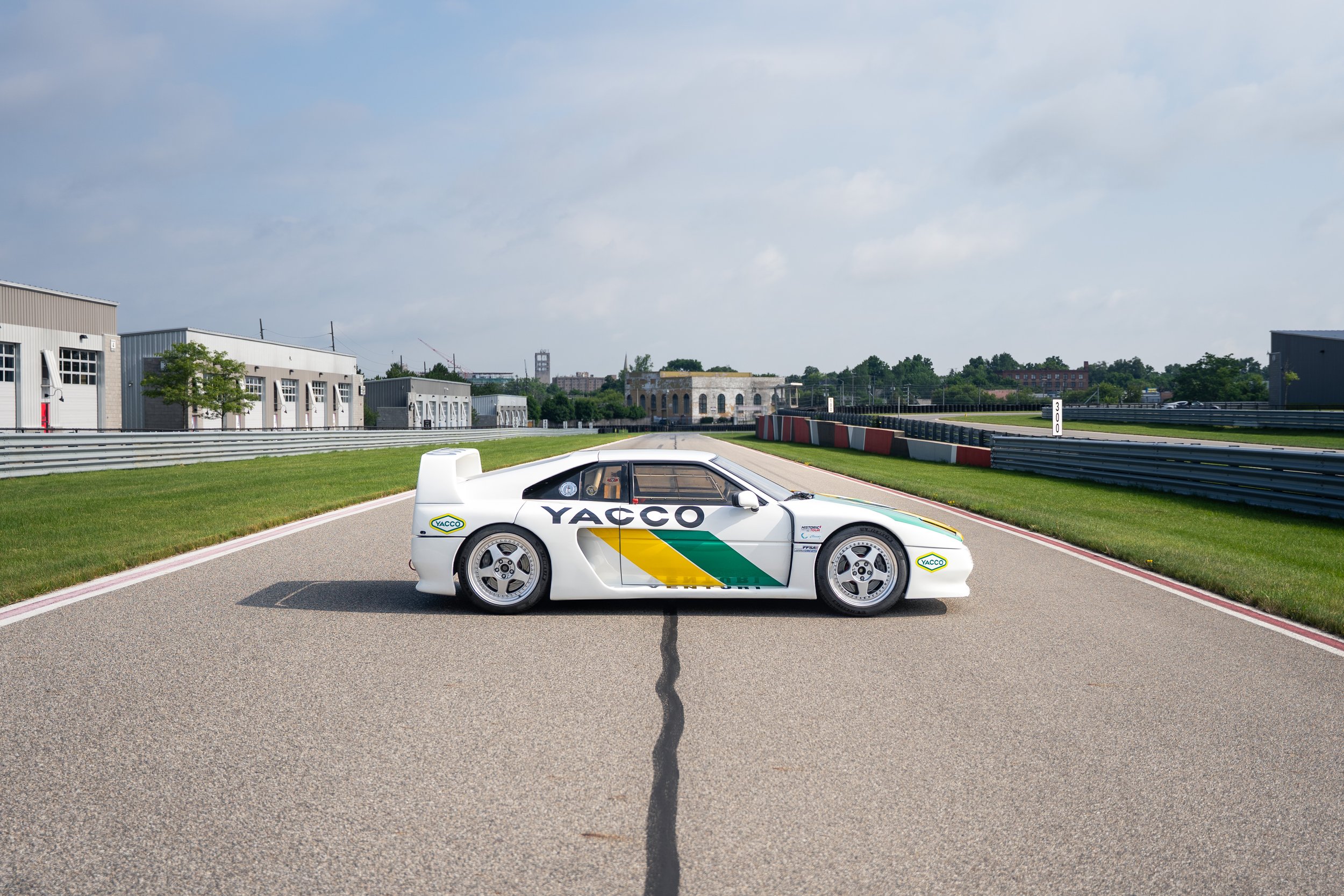 1992 Venturi 400 Trophy #0057 Advertising Photos-6.jpg