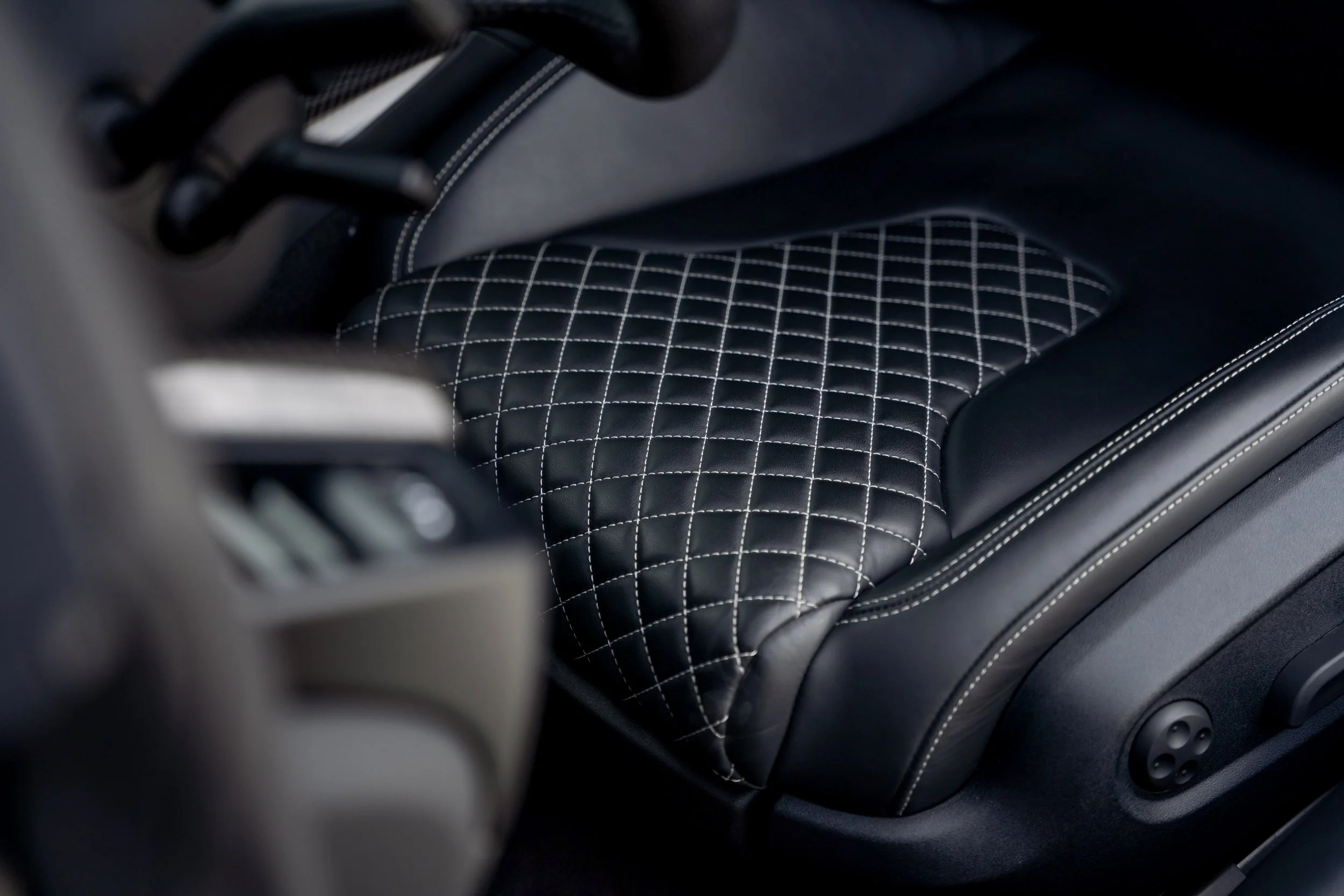 2015 Audi R8 V10 Plus #1946 Advertising-48.jpg