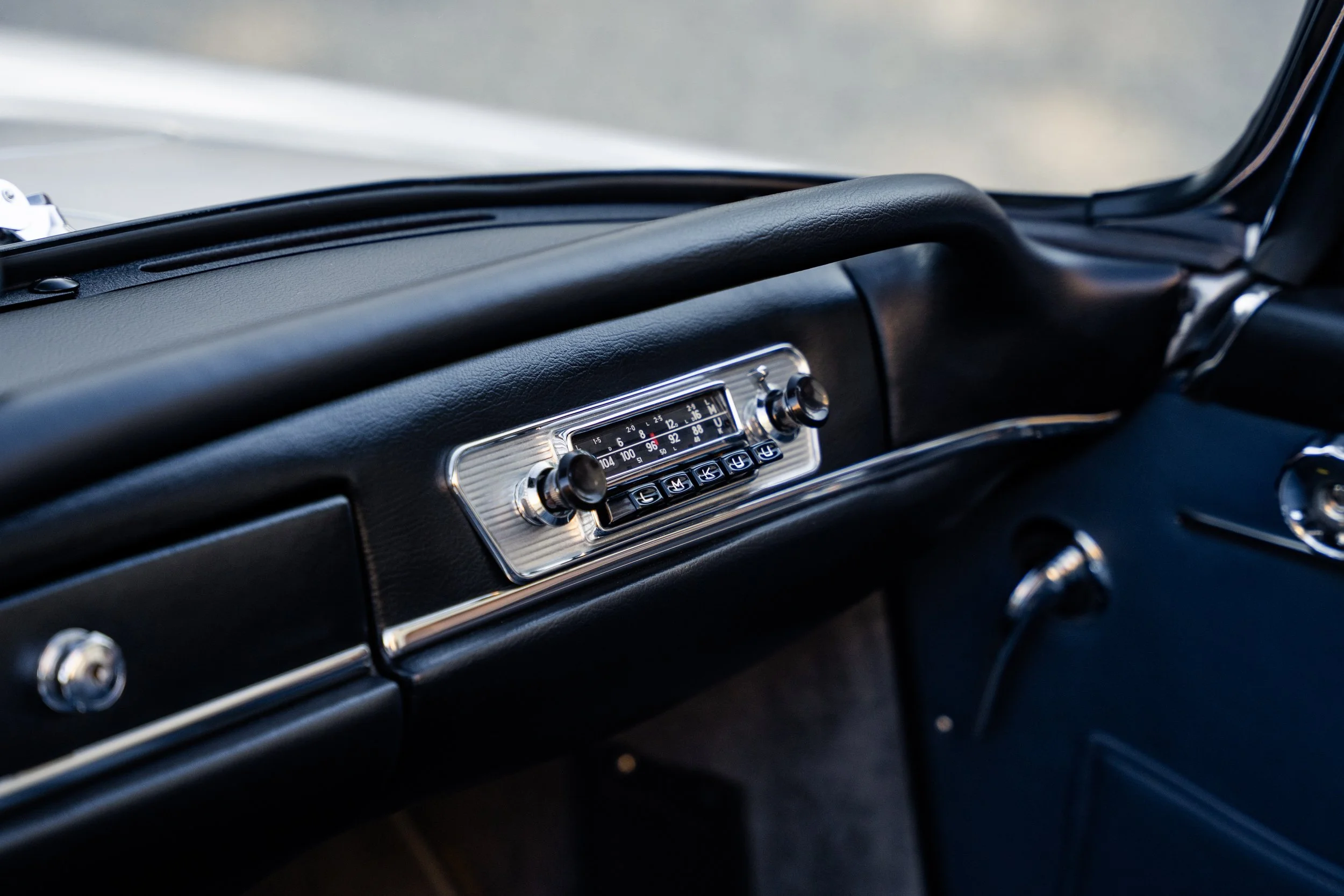 1964 Alfa Romeo 2600 Touring Spider #2676 Advertising Photos-51.jpg