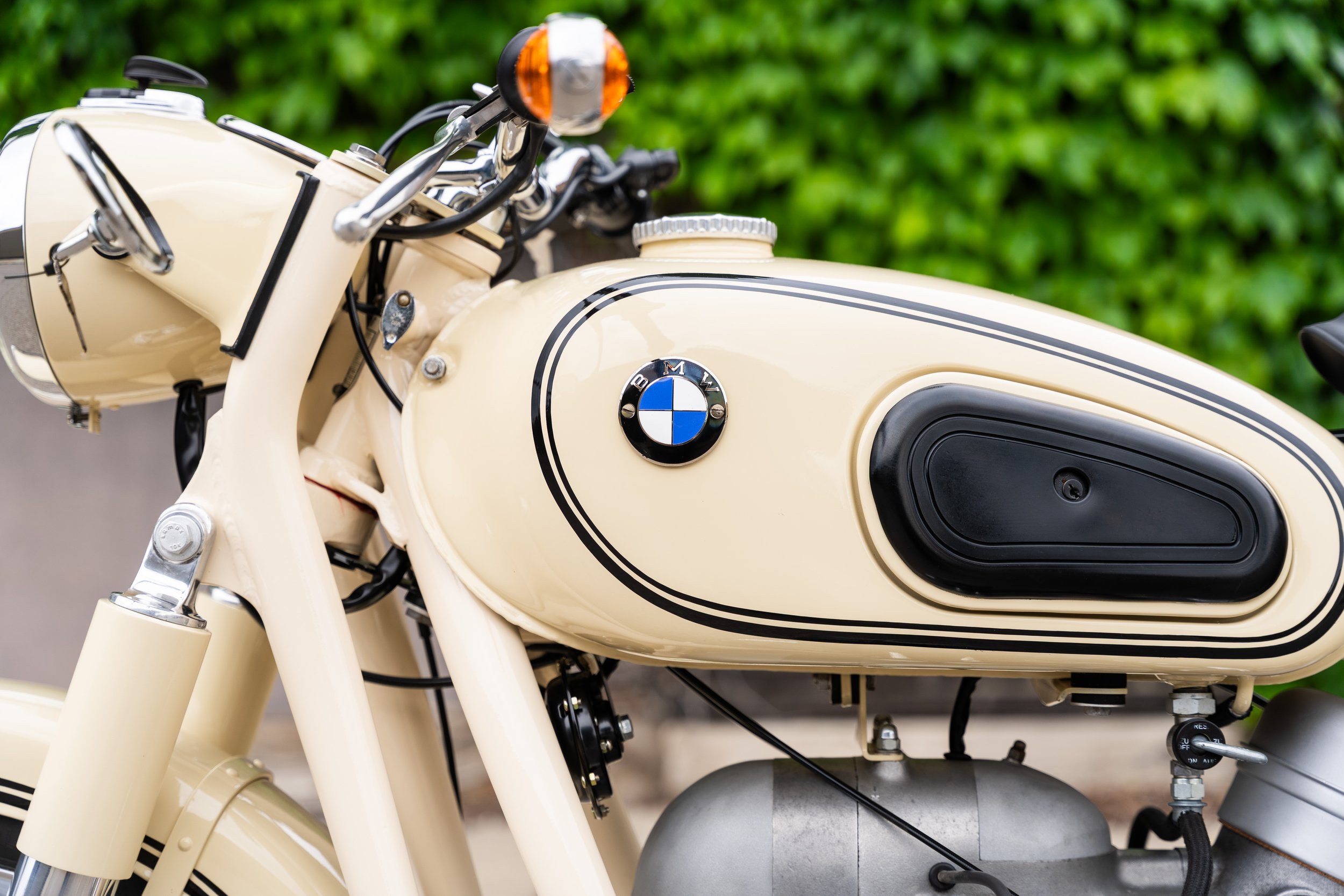 1967 BMW R60-2 #1676 Photo Set -32.jpg
