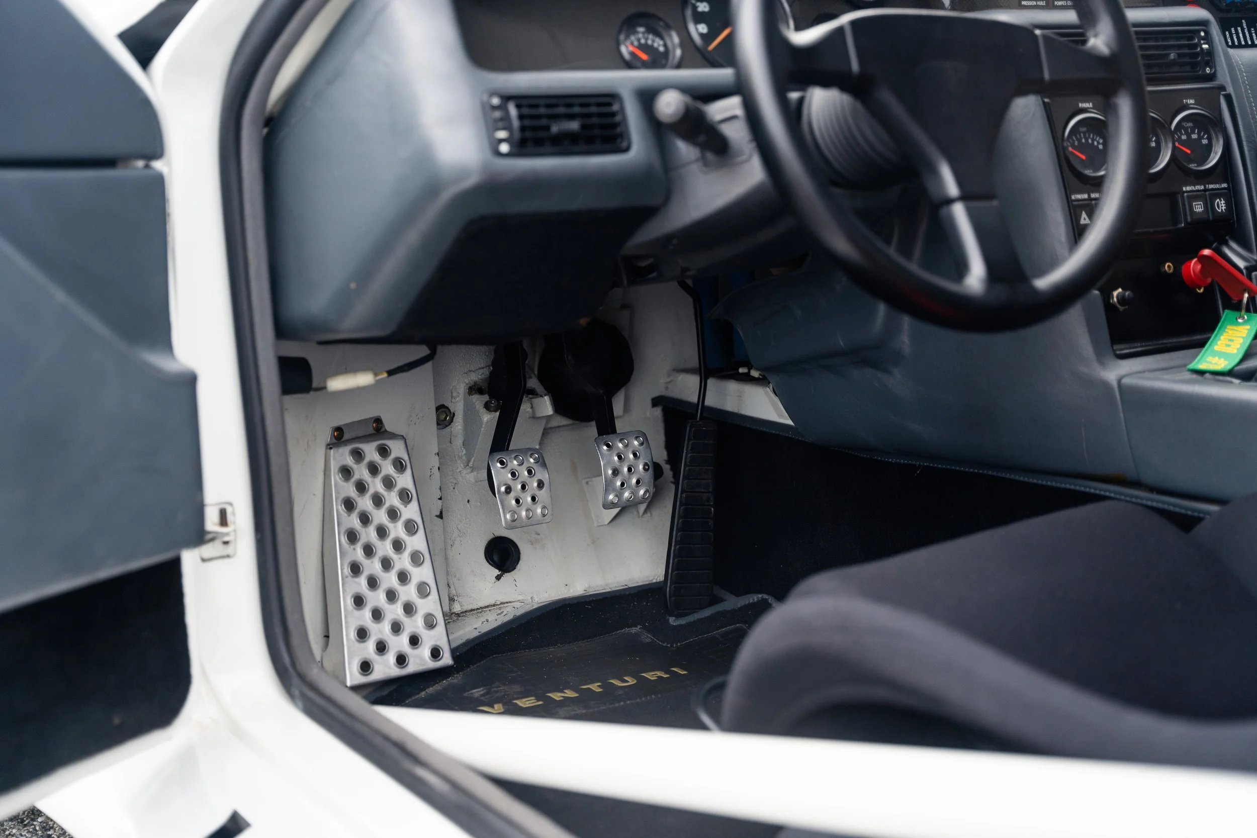 1992 Venturi 400 Trophy #0057 Advertising Photos-54.jpg