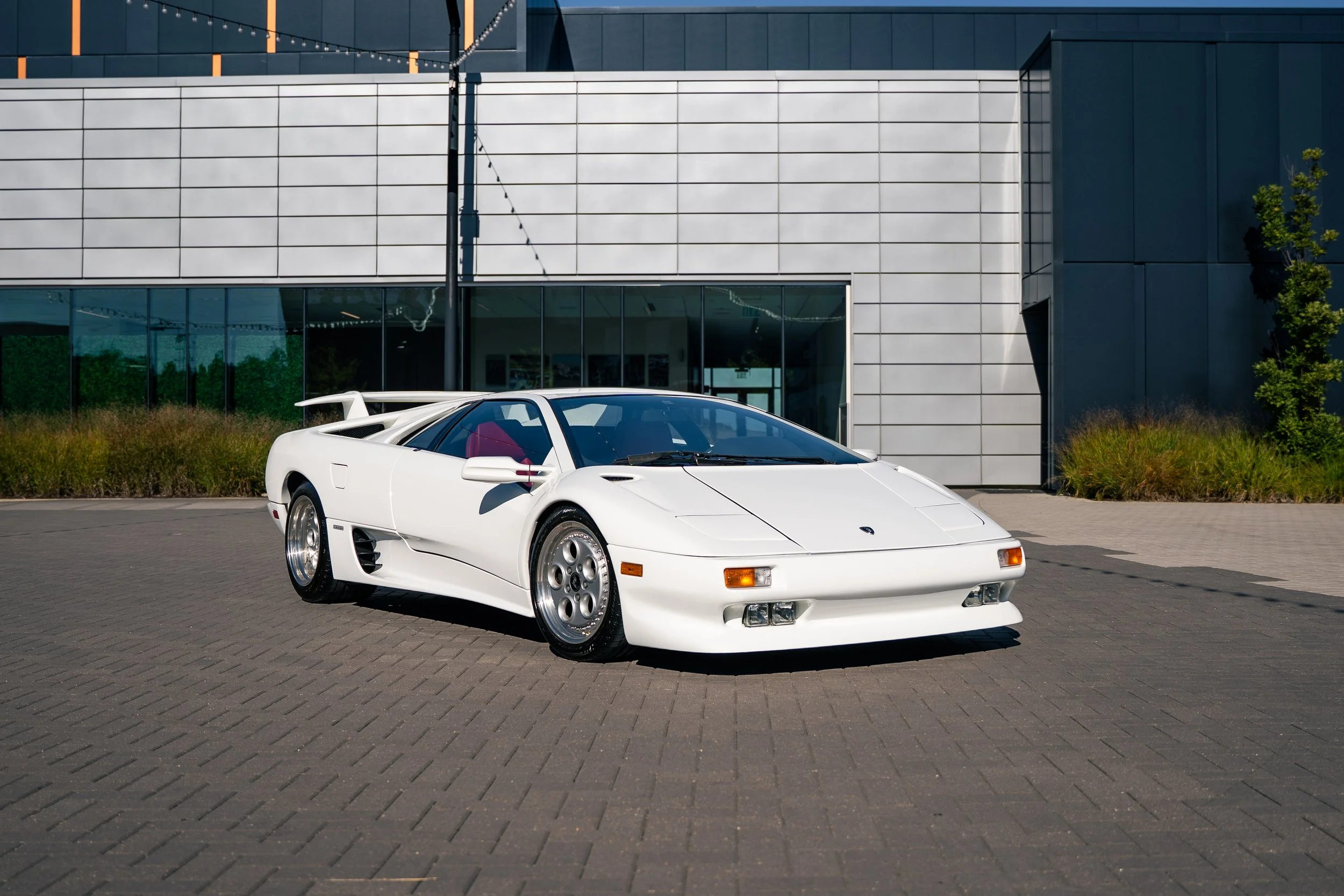1991 Lamborghini Diable #2221 Advertising Photos-5.jpg