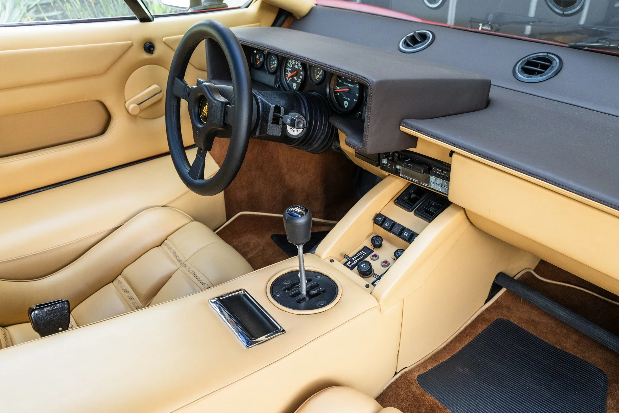 1986 Lamborghini Countach 5000 QV_Advertising #2987-26.jpg