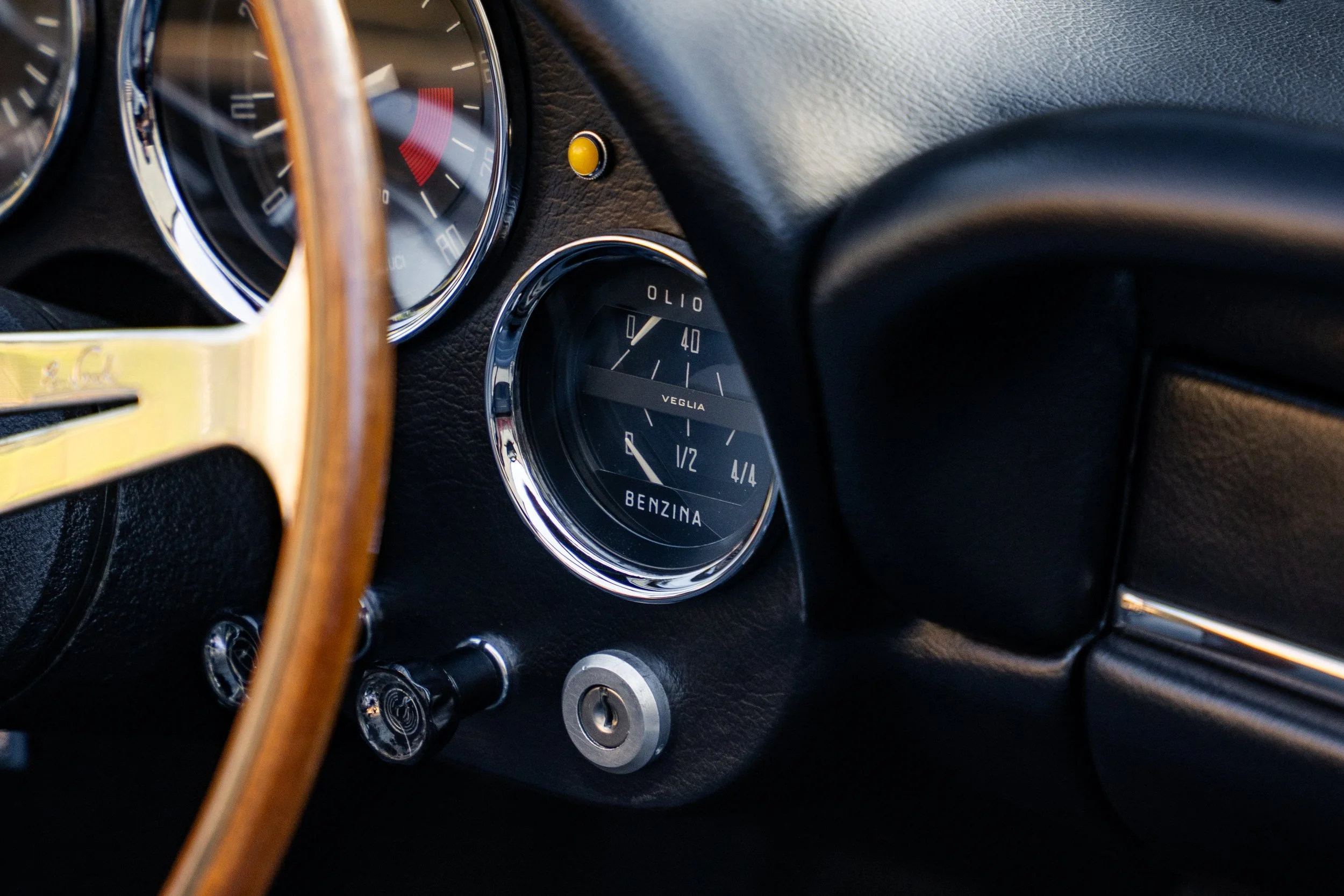 1964 Alfa Romeo 2600 Touring Spider #2676 Advertising Photos-59.jpg