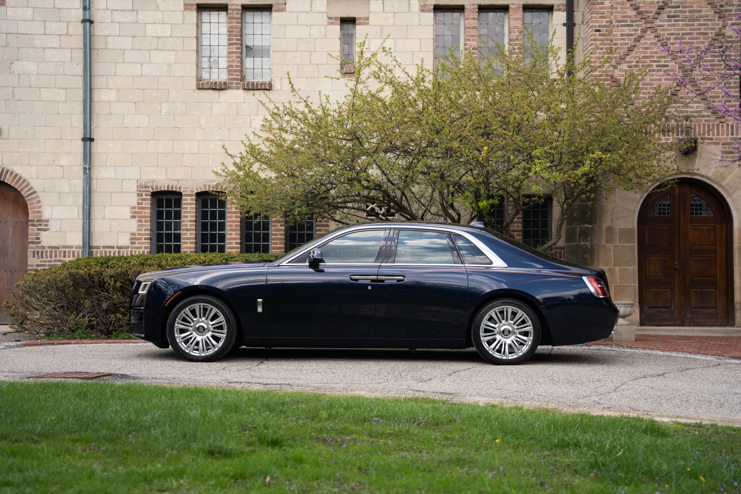 2021 Rolls-Royce Ghost #6278 Advertising Photos-16.jpg