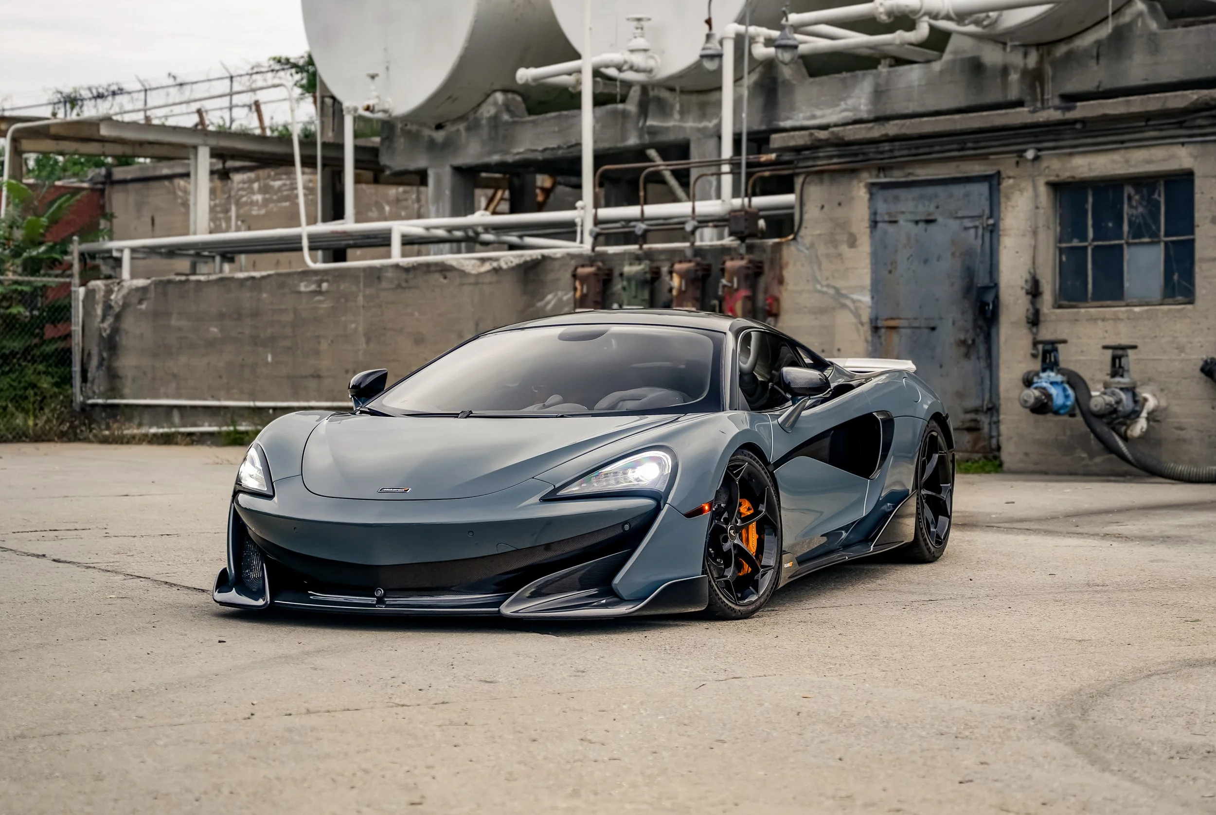 2019 McLaren 600LT #6907_Advertising Photos-2.jpg