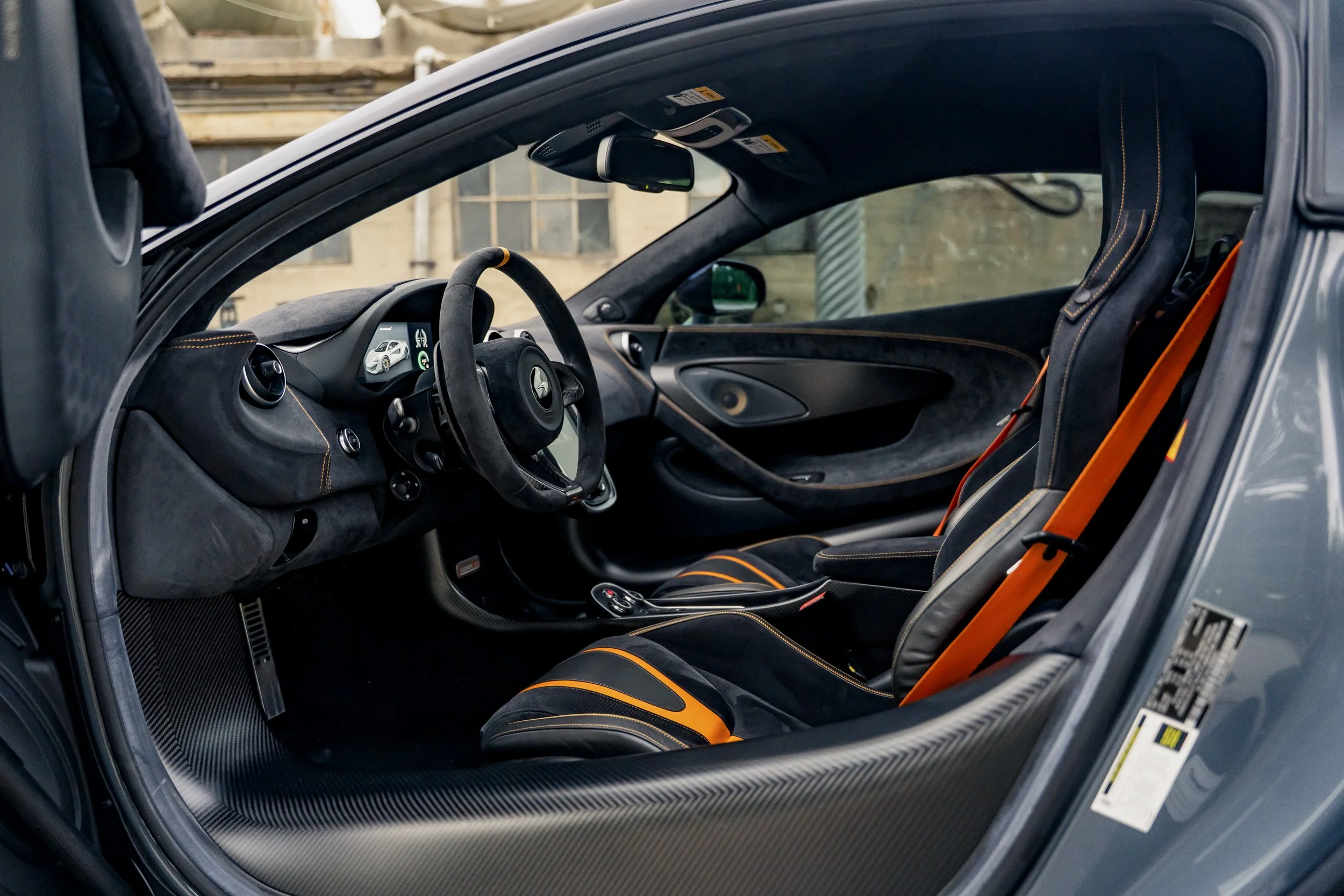 2019 McLaren 600LT #6907_Advertising Photos-17.jpg