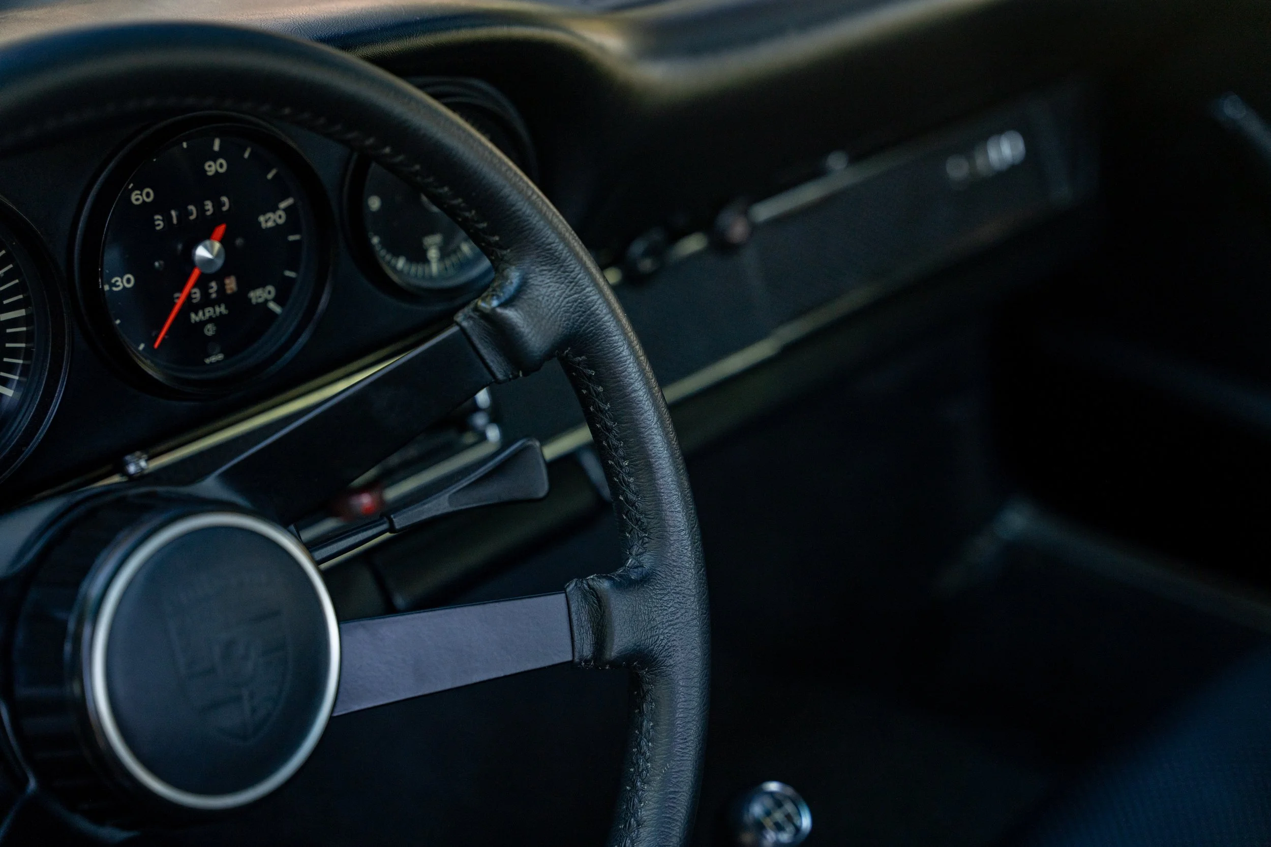 1970 Porsche 911E Coupe #0695-55.jpg