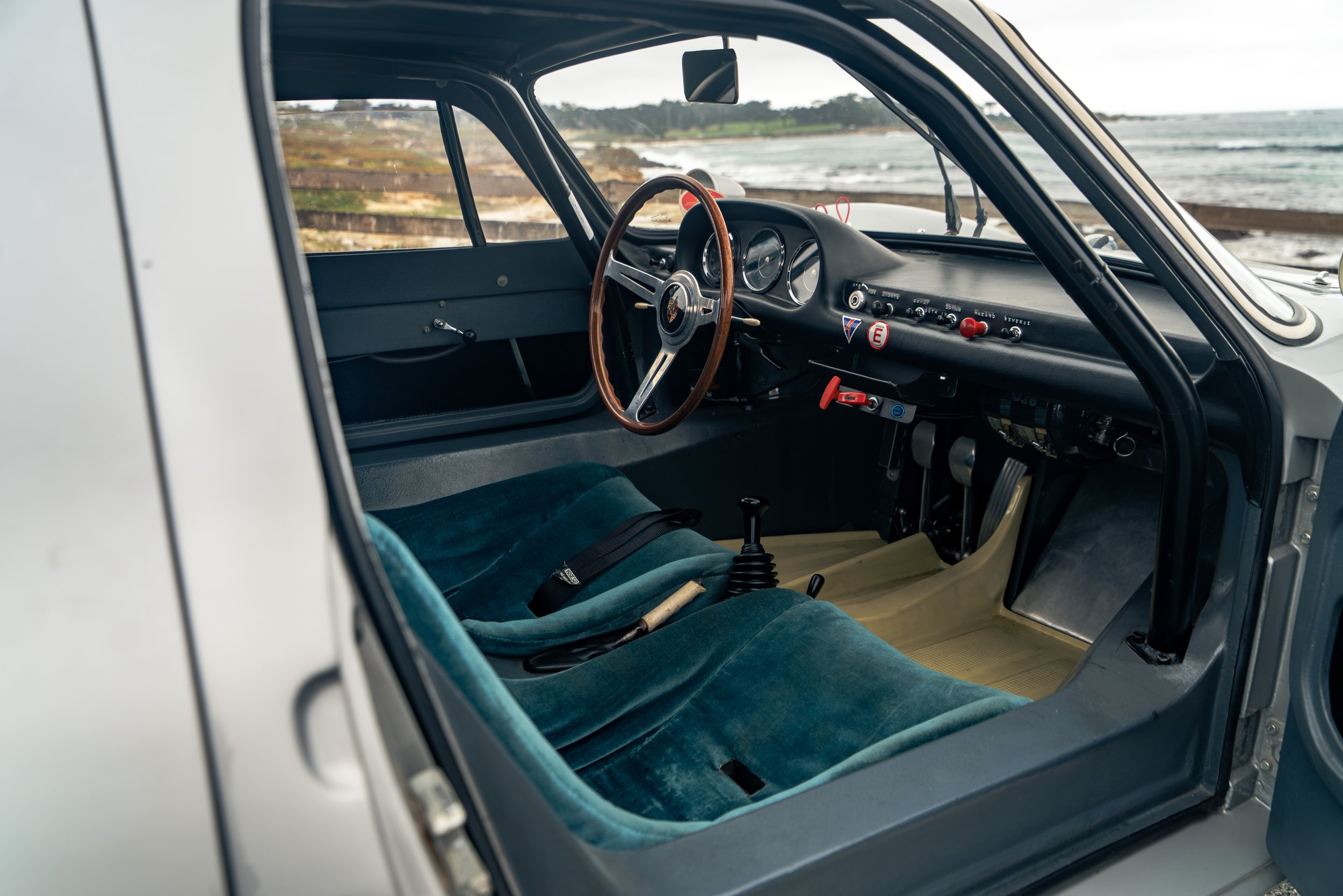 1964 Porsche 904 Carrera GTS_Advertising Photos #083-57.jpg