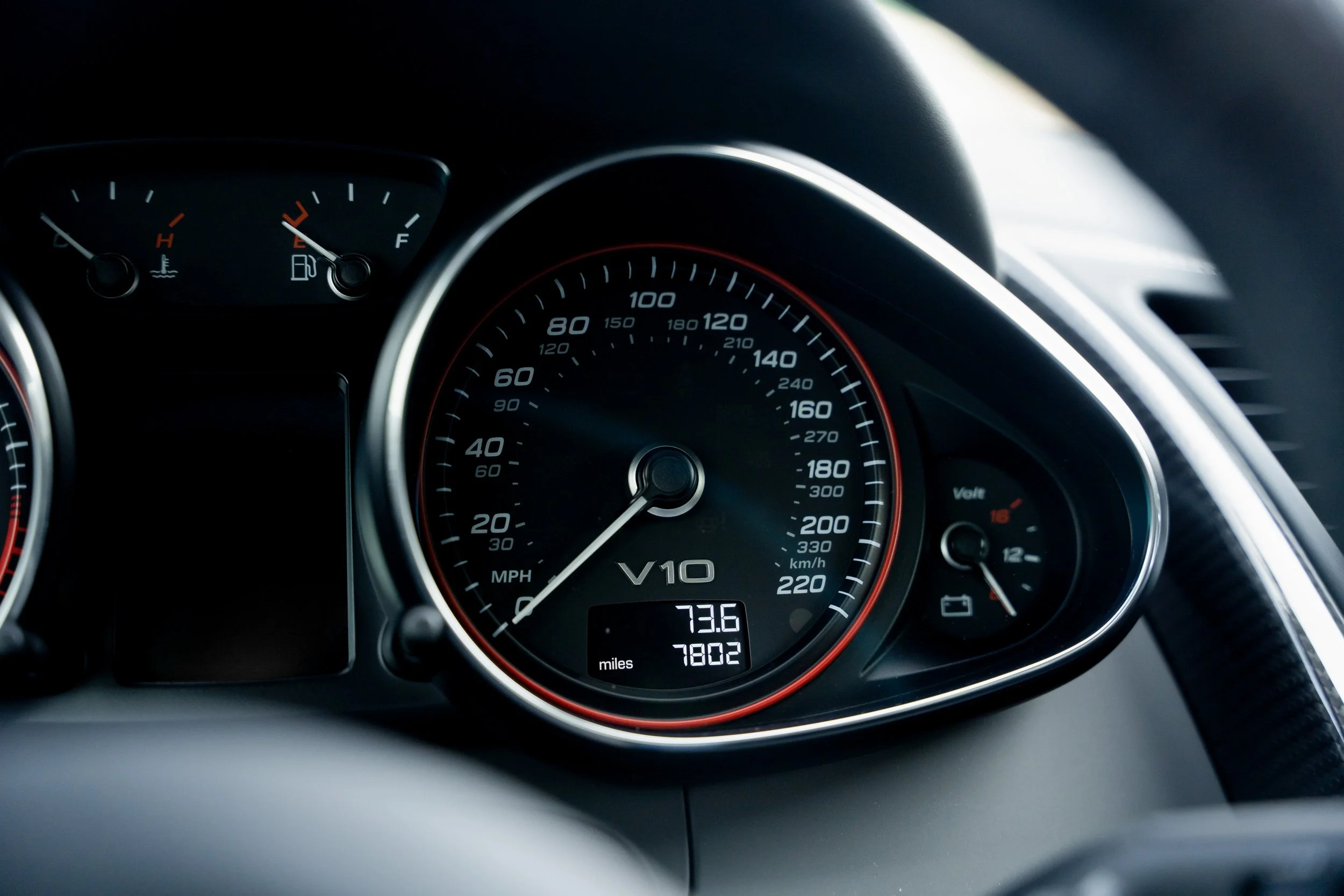 2015 Audi R8 V10 Plus #1946 Advertising-47.jpg