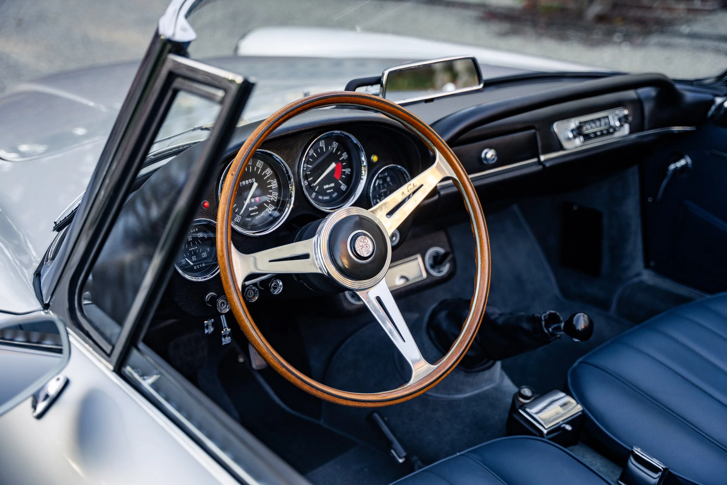 1964 Alfa Romeo 2600 Touring Spider #2676 Advertising Photos-61.jpg