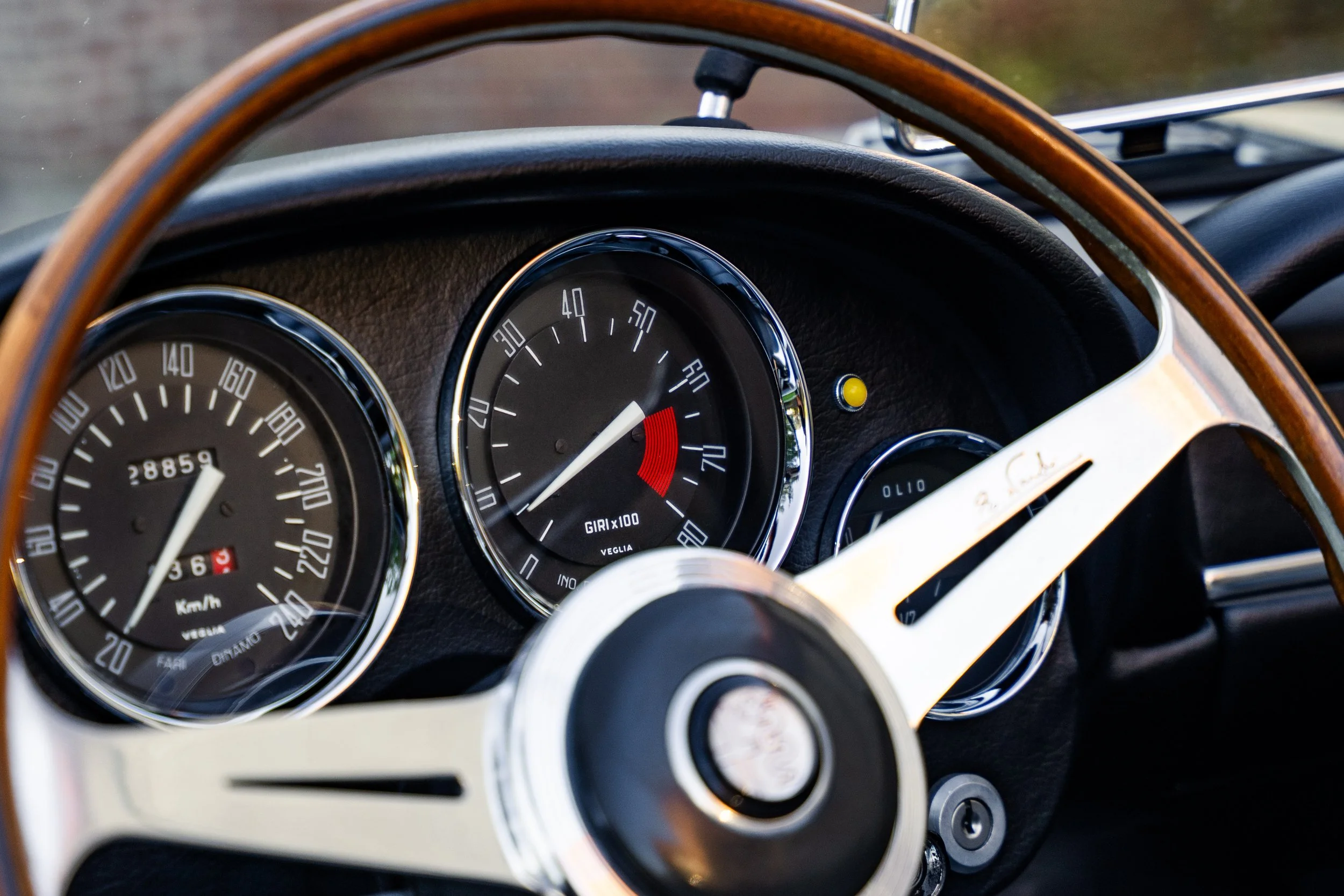 1964 Alfa Romeo 2600 Touring Spider #2676 Advertising Photos-62.jpg