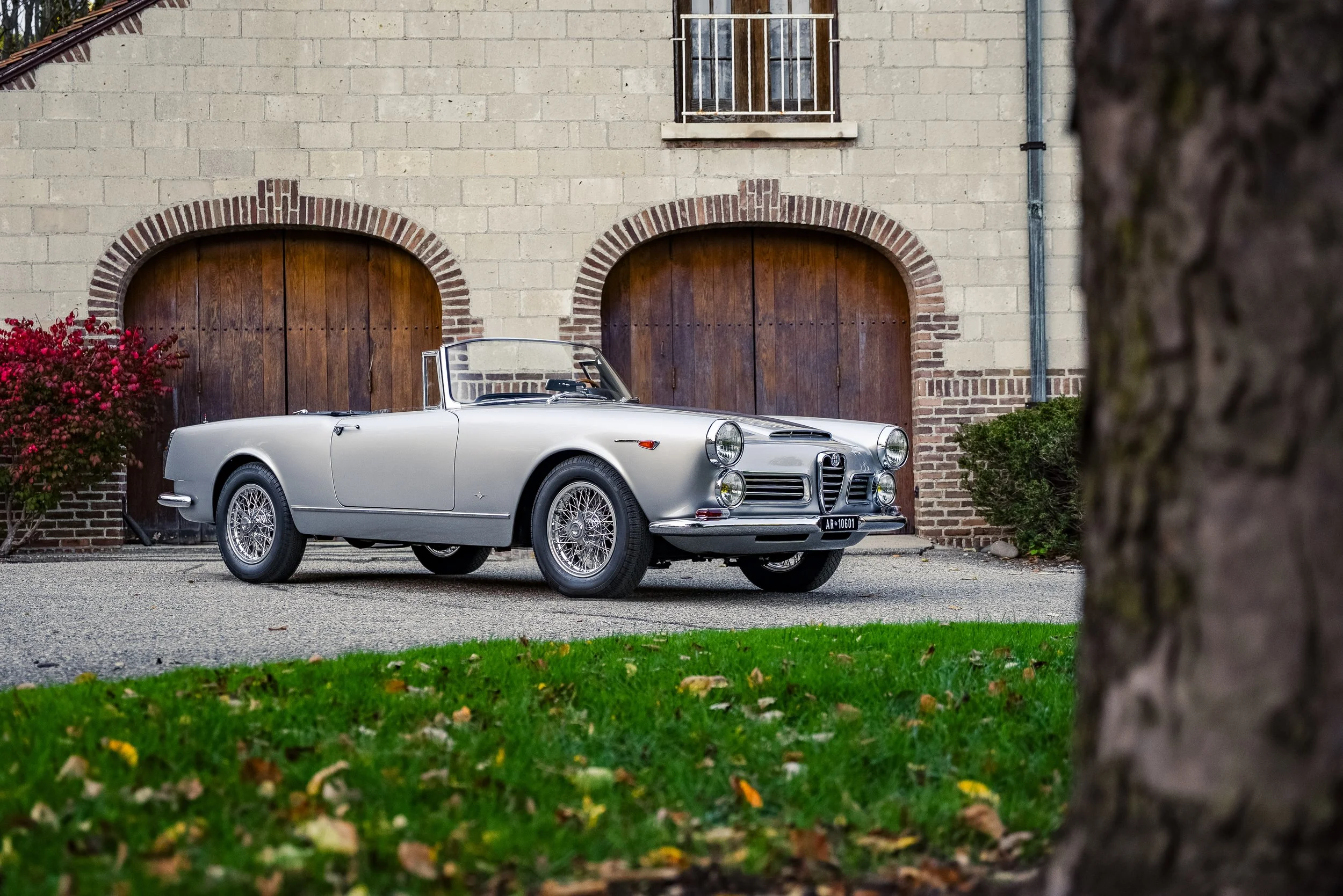 1964 Alfa Romeo 2600 Touring Spider #2676 Advertising Photos-25.jpg
