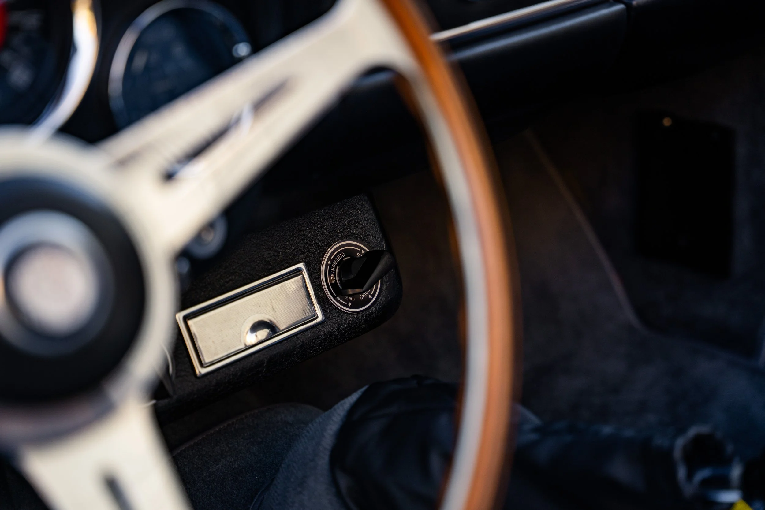 1964 Alfa Romeo 2600 Touring Spider #2676 Advertising Photos-52.jpg