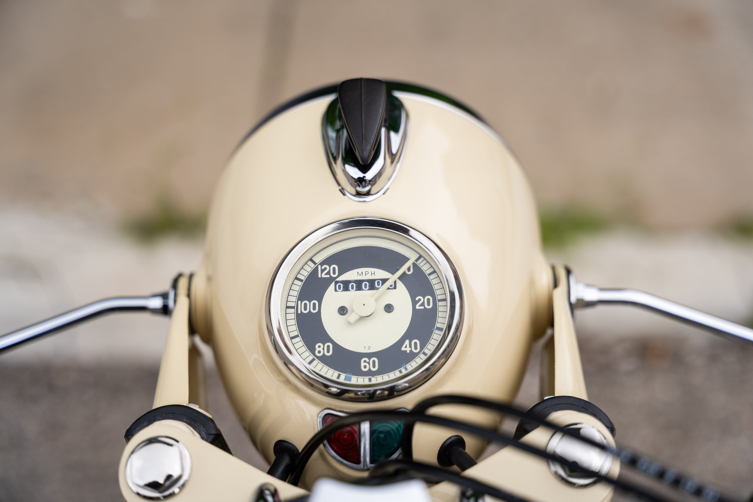 1967 BMW R60-2 #1676 Photo Set -42.jpg