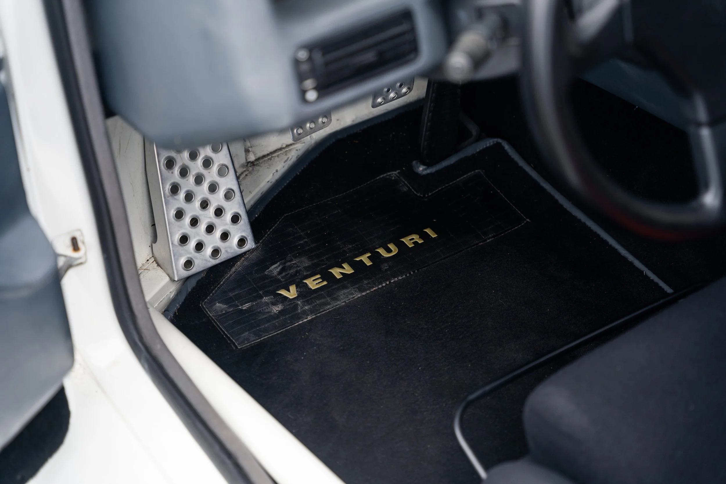 1992 Venturi 400 Trophy #0057 Advertising Photos-60.jpg