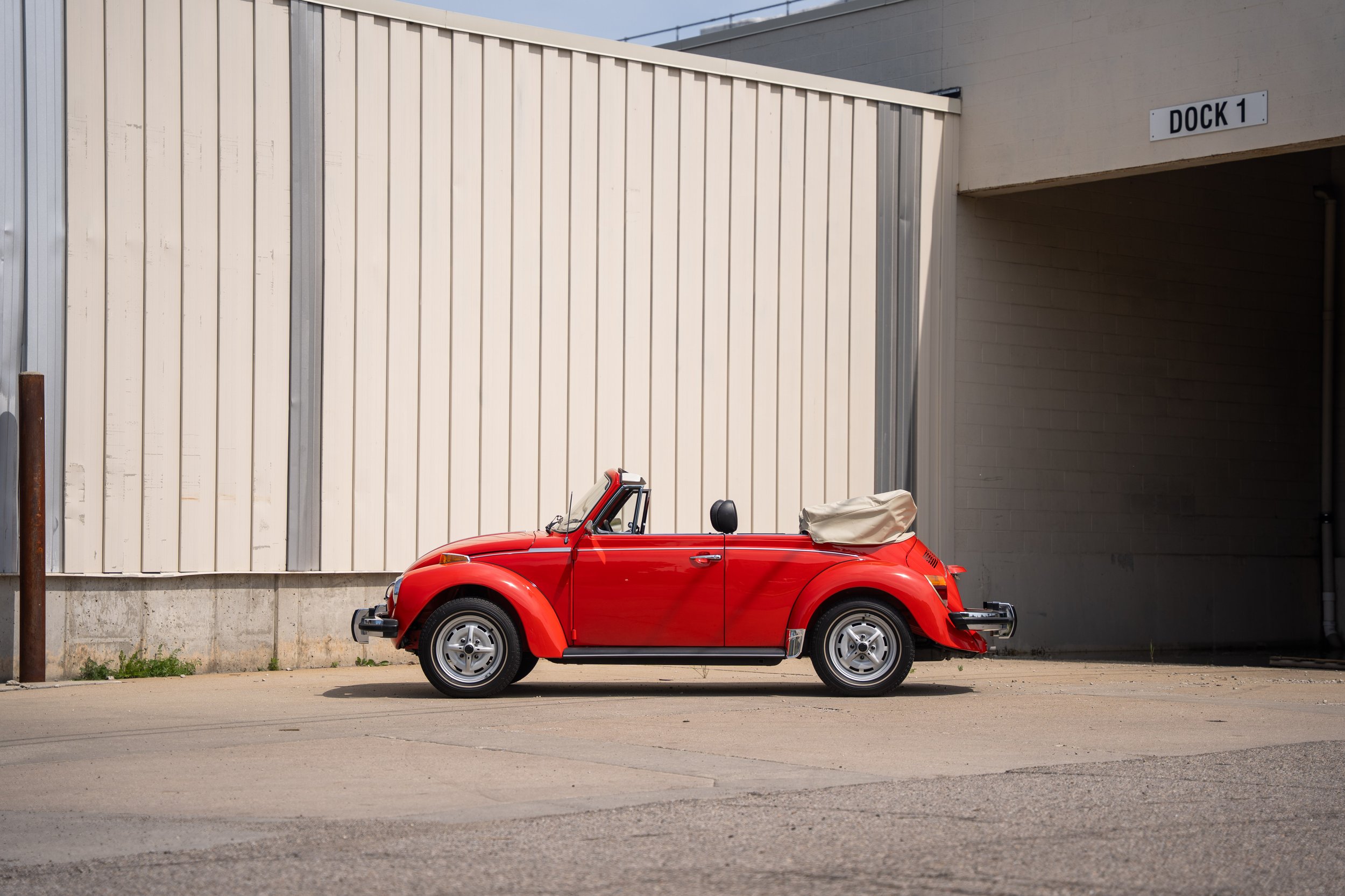 1979 Volkswagen Super Beetle #6256 Advertising Photos -30.jpg