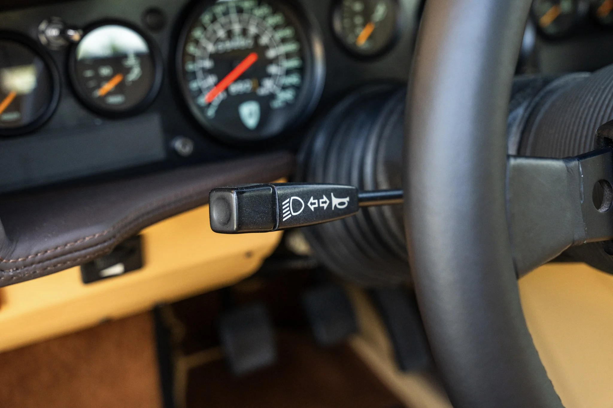 1986 Lamborghini Countach 5000 QV_Advertising #2987-11.jpg