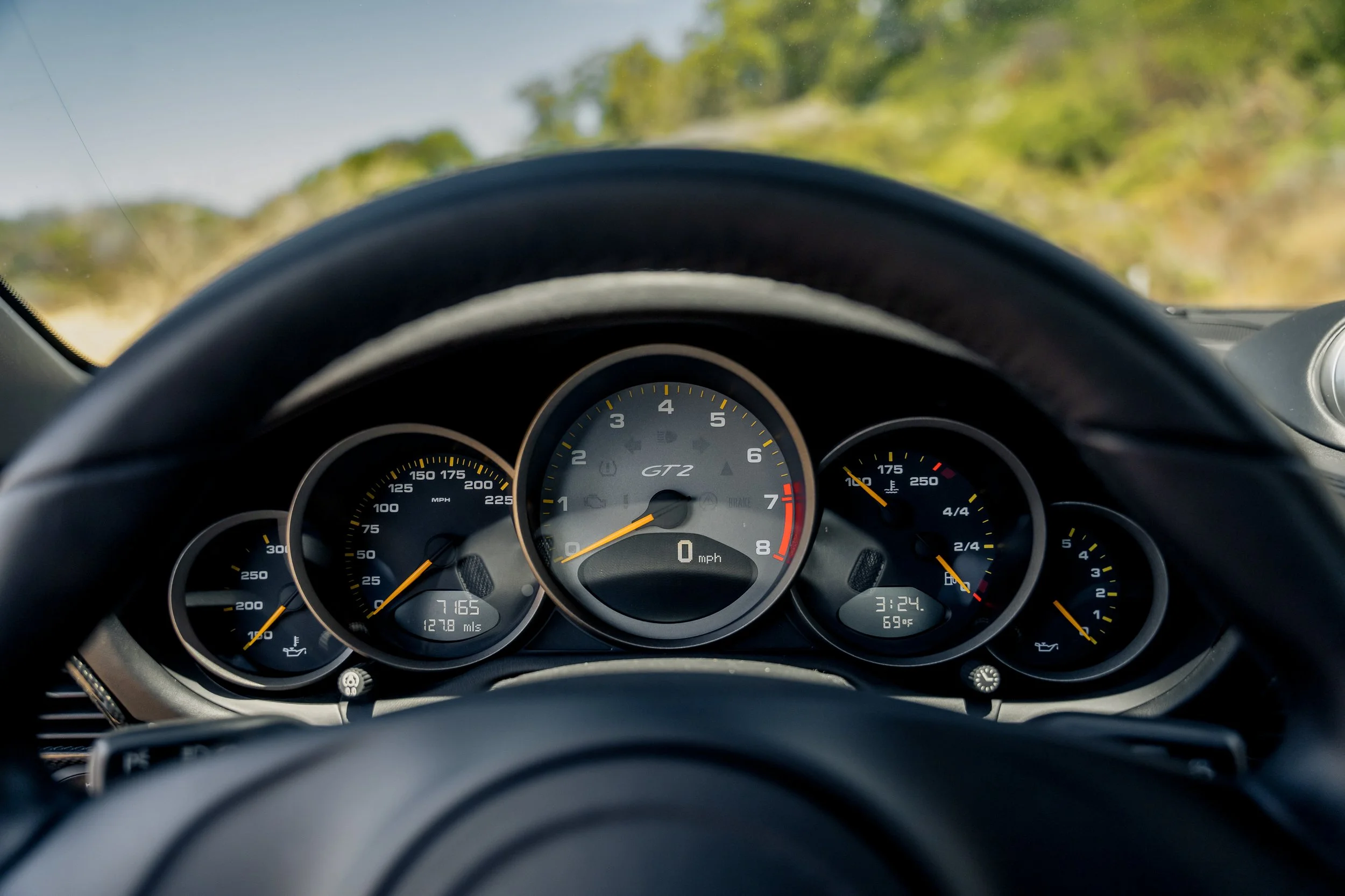 2011 Porsche 911 GT2RS #8092_Advertising-5.jpg