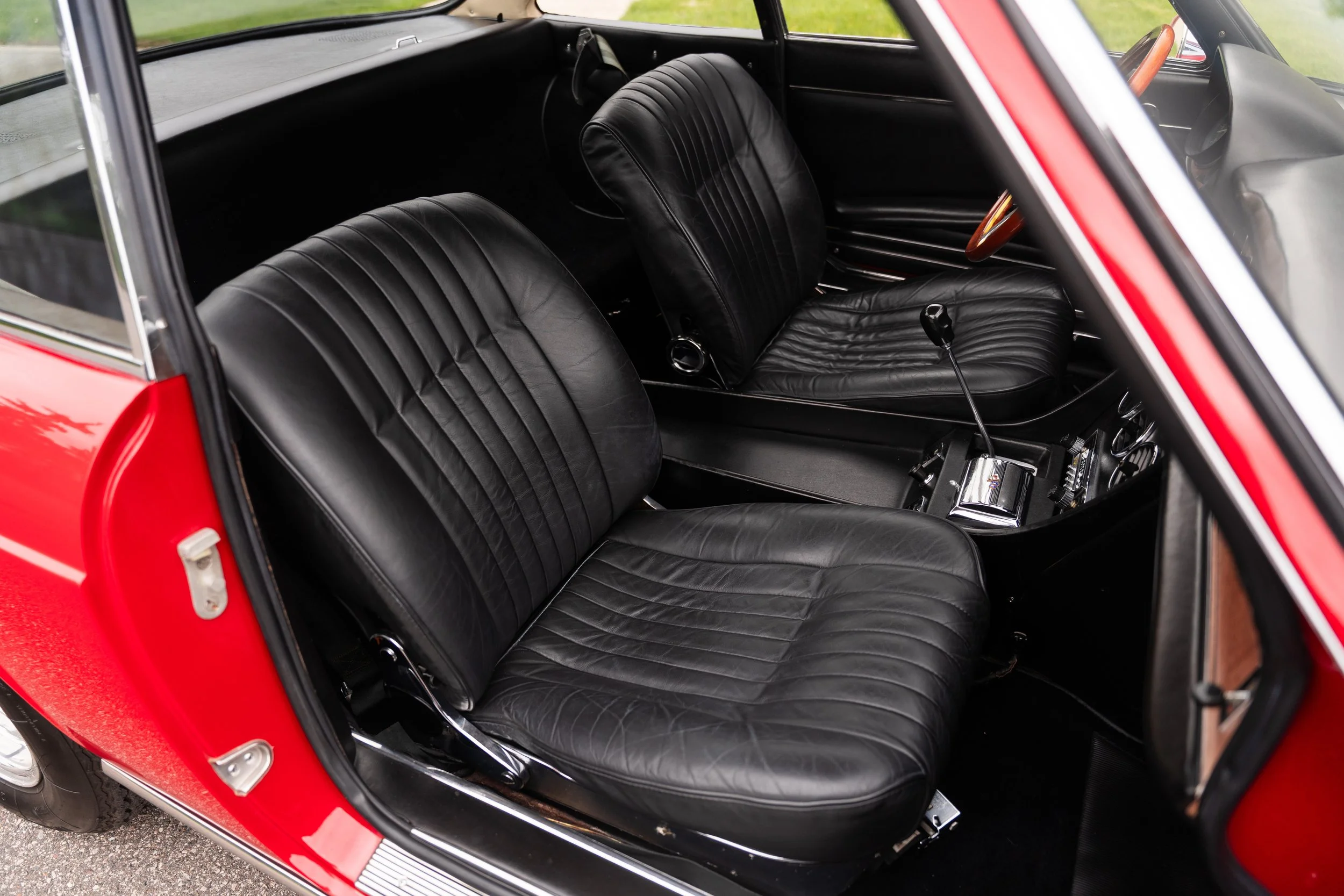 1968 Ferrari 330 GTC #0755 Advertising Photos-42.jpg
