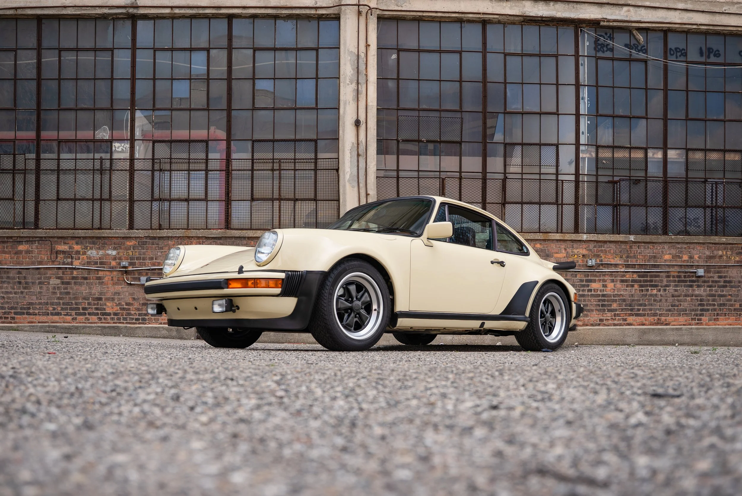 1977 Porsche 911 Turbo Carrera #0677 Advertising Photos-21.jpg