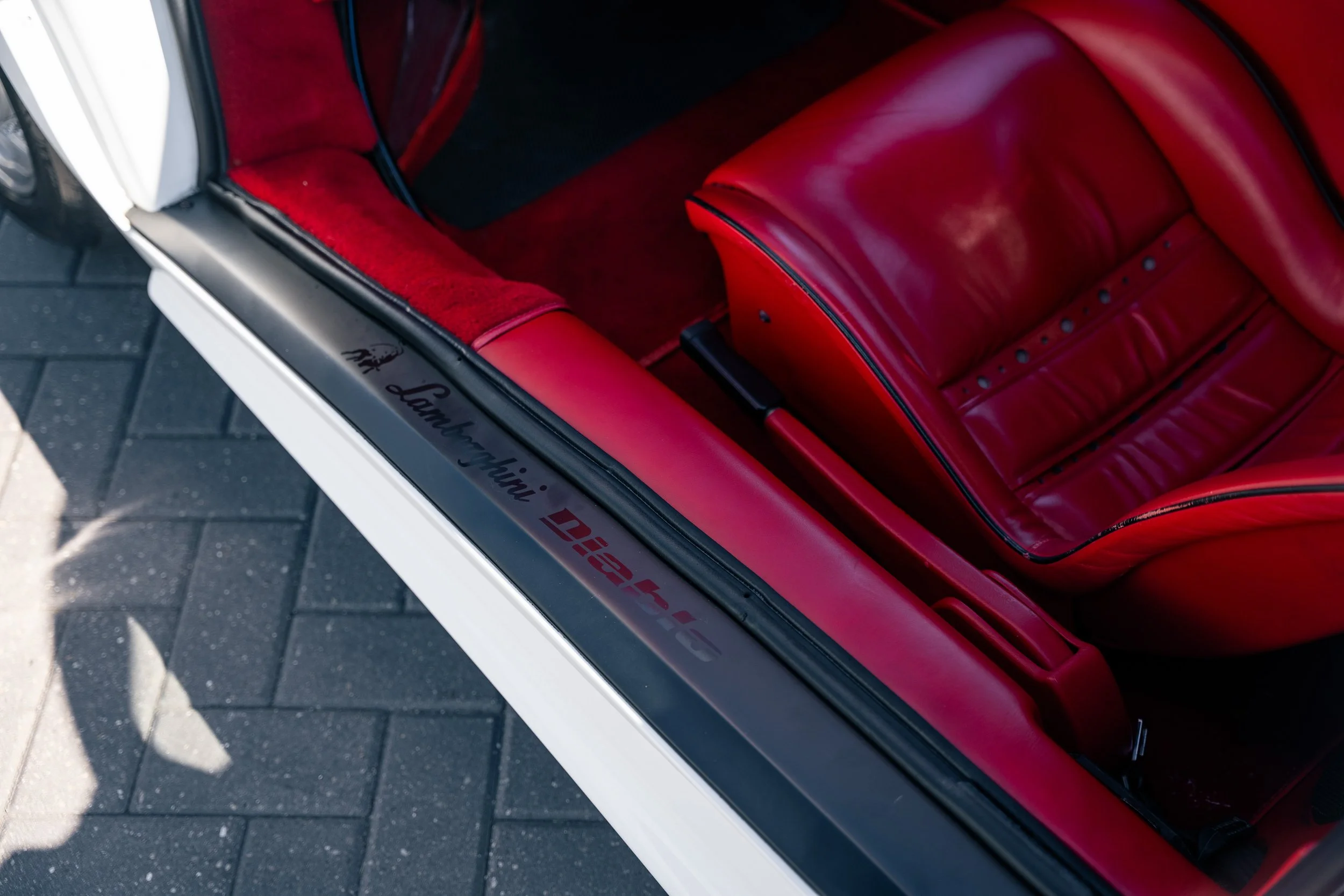 1991 Lamborghini Diable #2221 Advertising Photos-75.jpg
