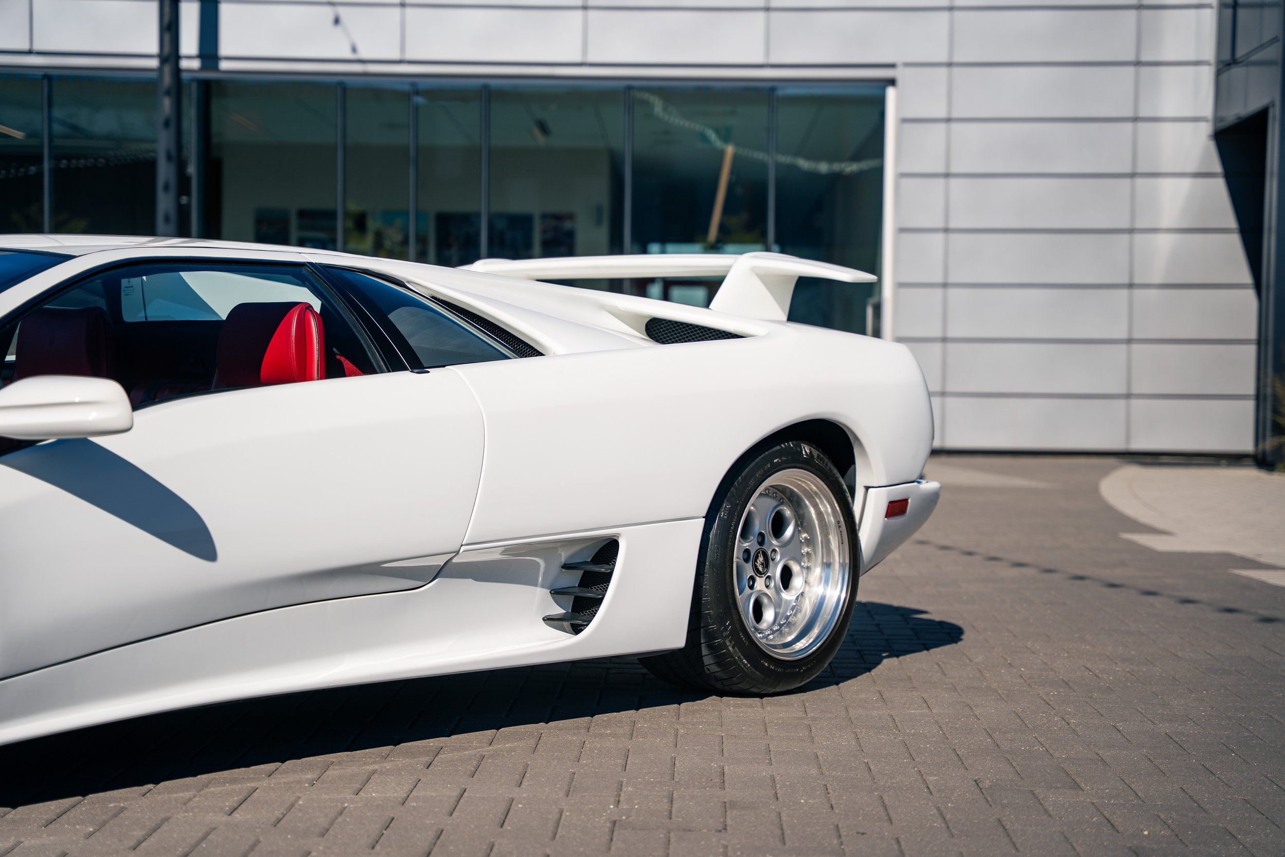 1991 Lamborghini Diable #2221 Advertising Photos-18.jpg