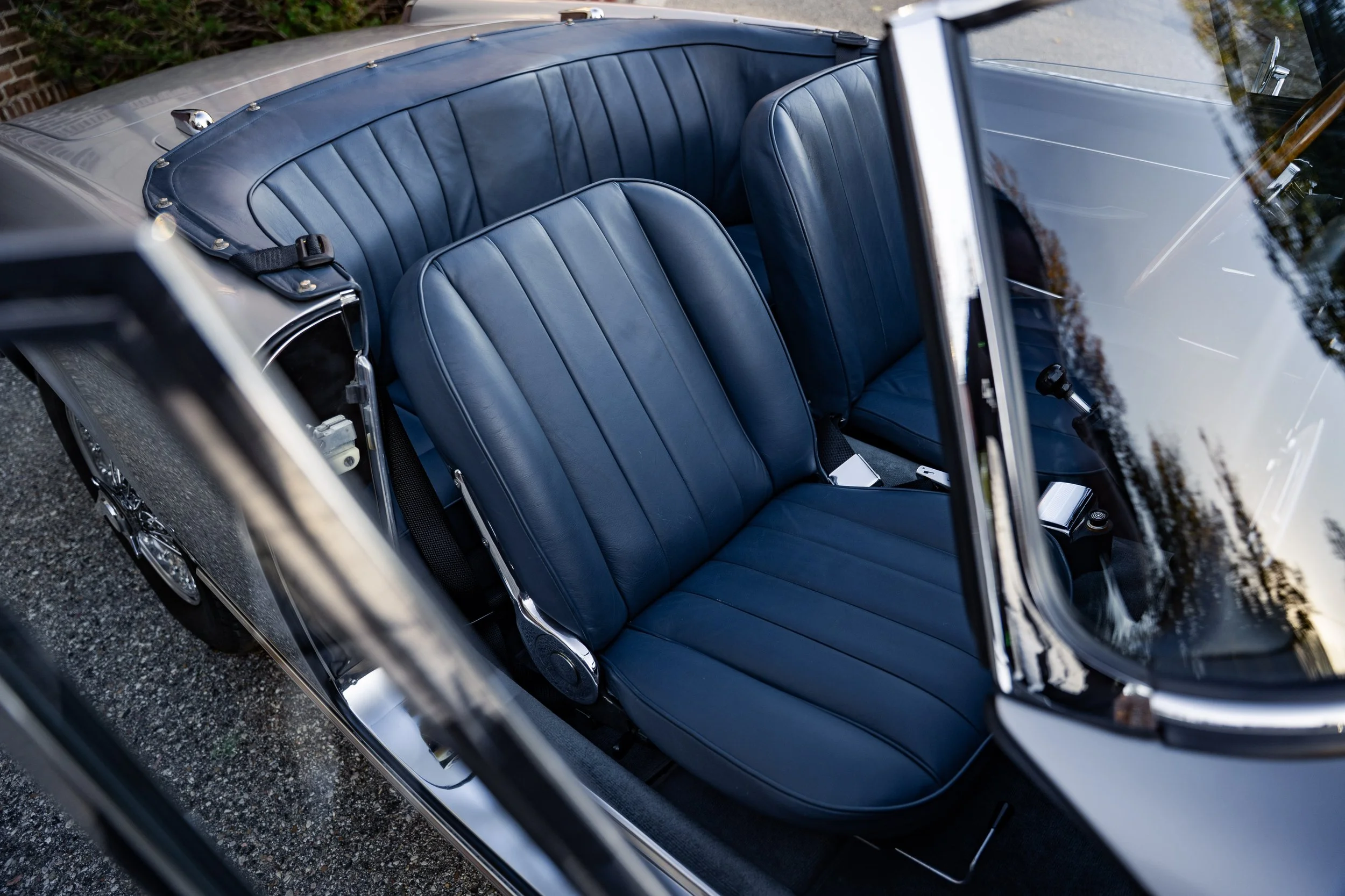 1964 Alfa Romeo 2600 Touring Spider #2676 Advertising Photos-56.jpg