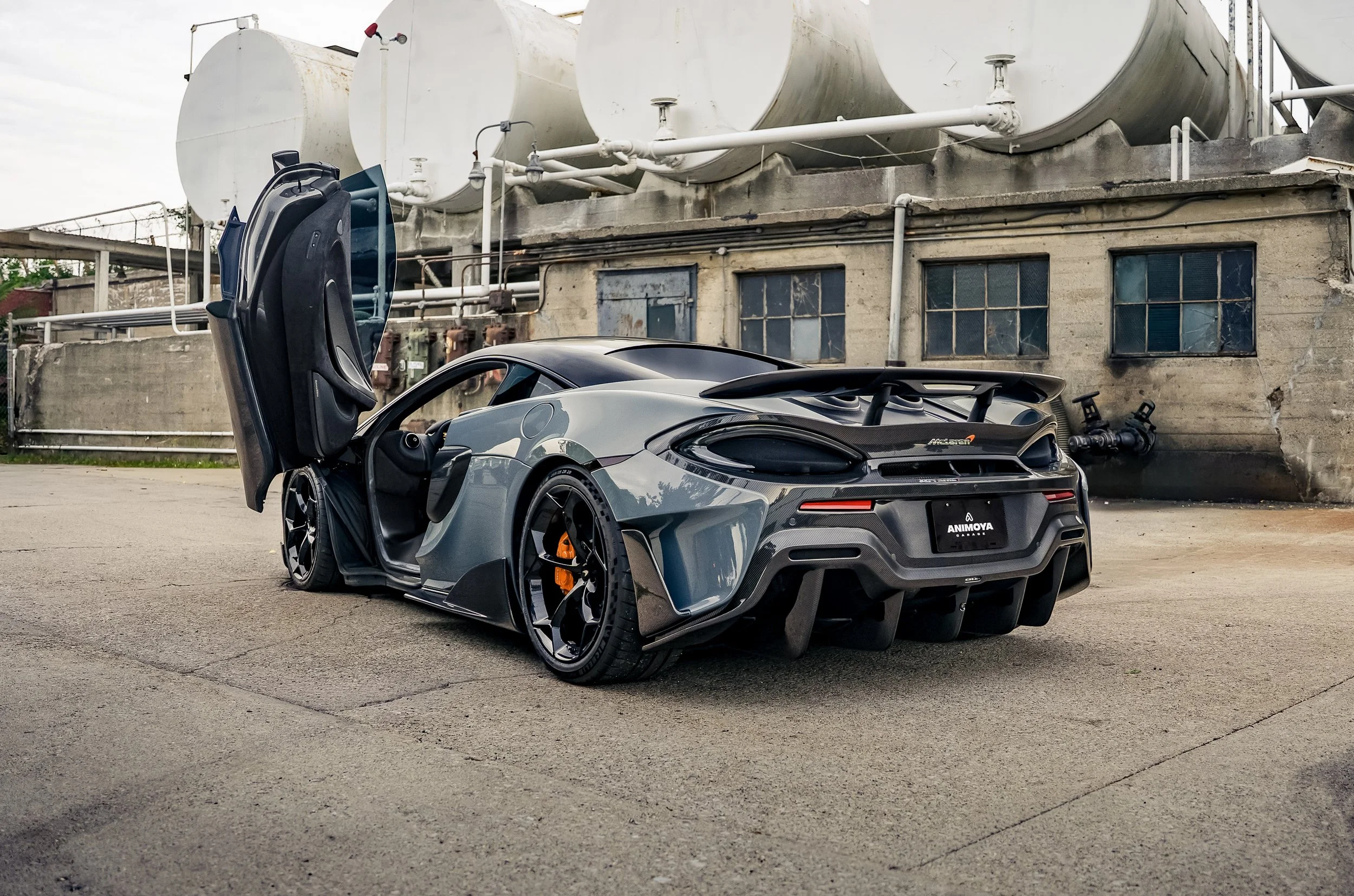 2019 McLaren 600LT #6907_Advertising Photos-10.jpg