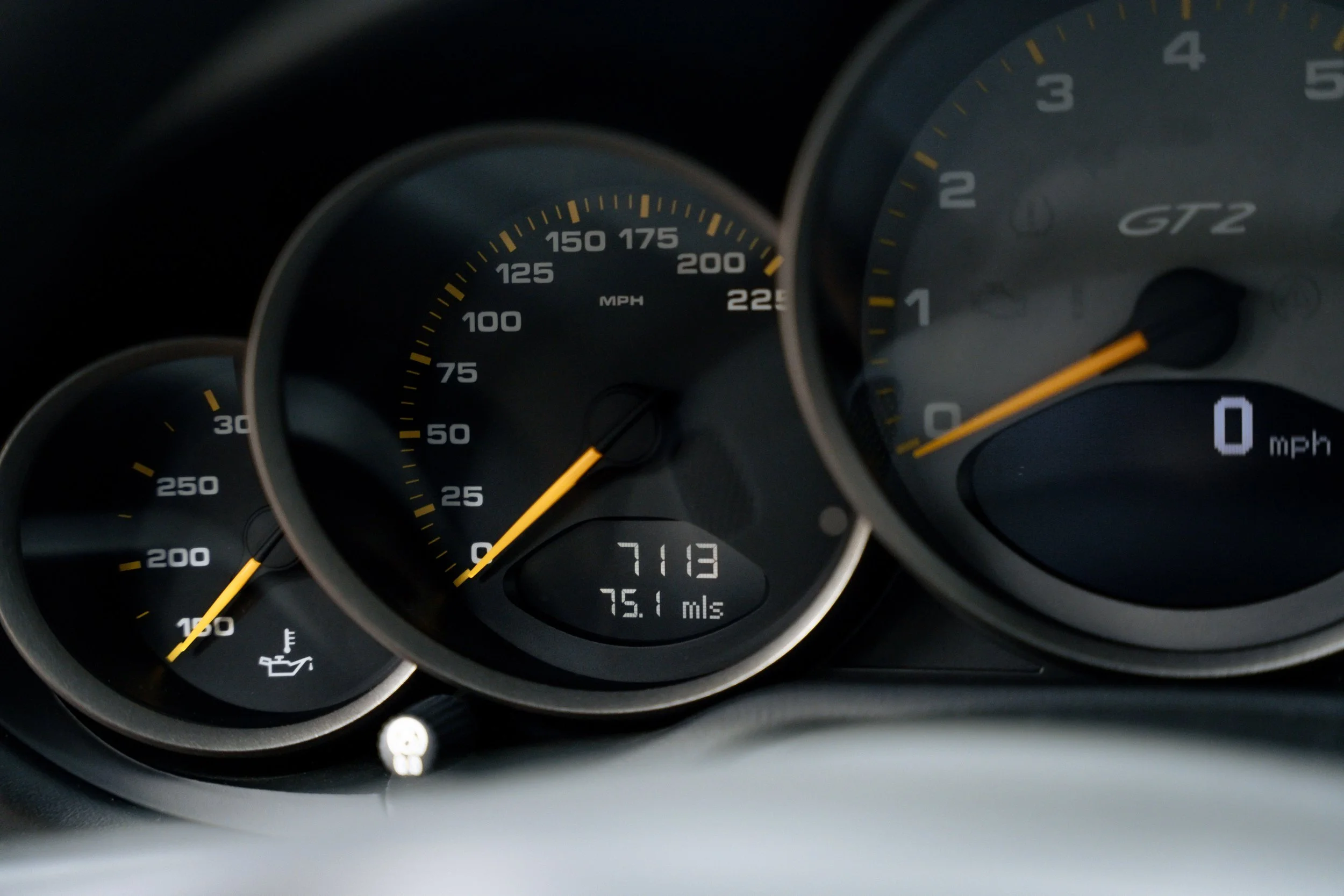 2011 Porsche 911 GT2 RS-3.jpg