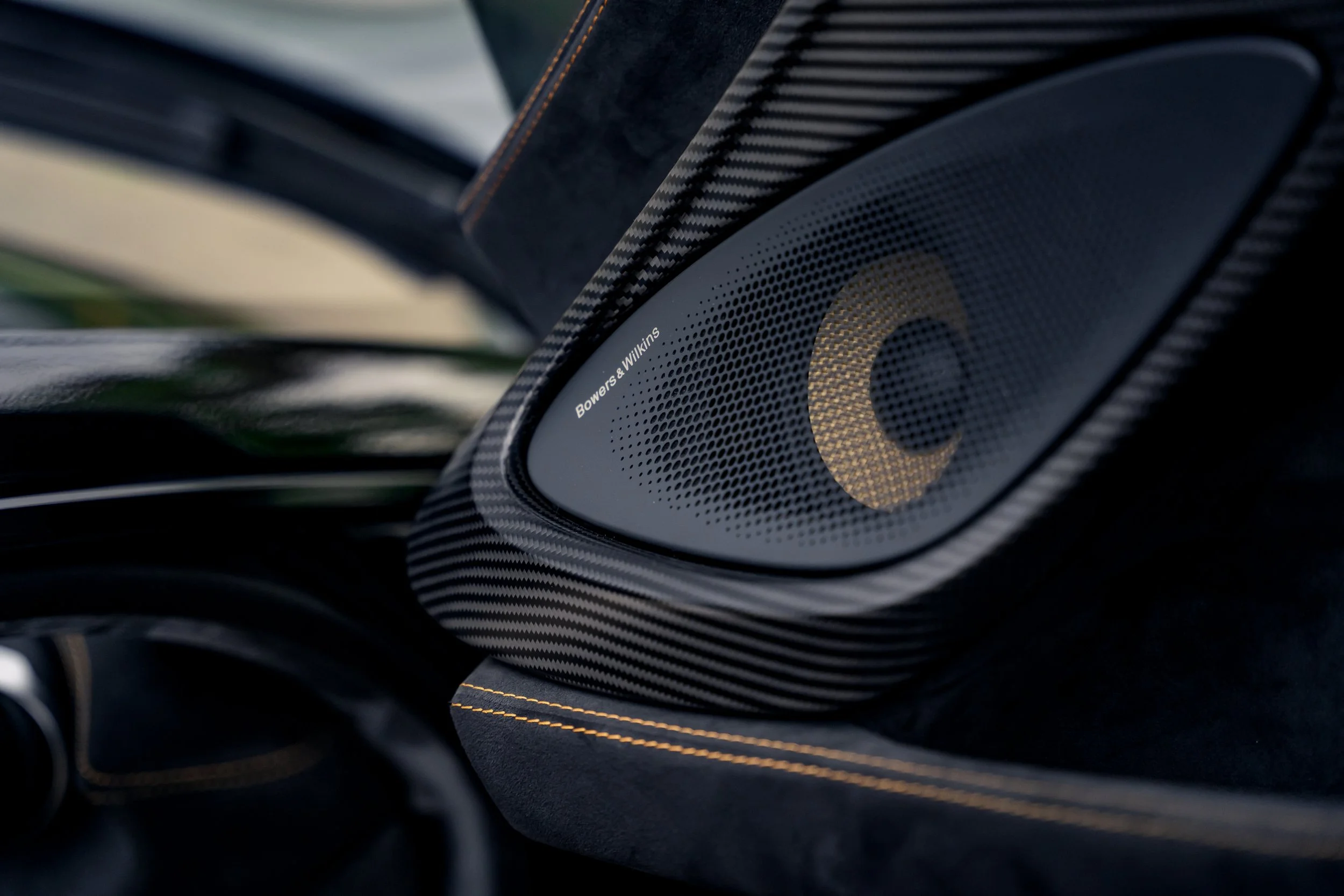 2019 McLaren 600LT #6907_Advertising Photos-66.jpg