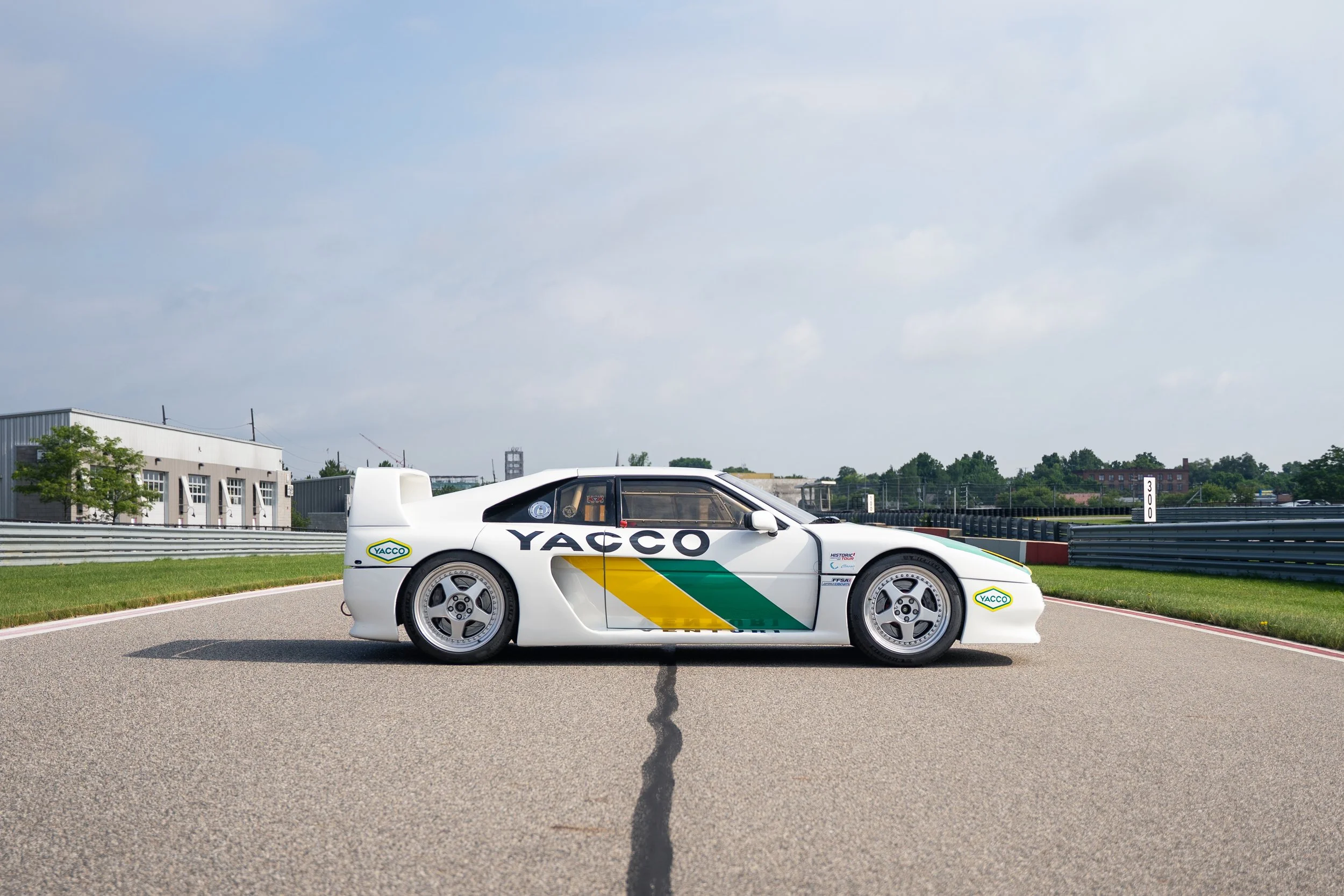 1992 Venturi 400 Trophy #0057 Advertising Photos-7.jpg