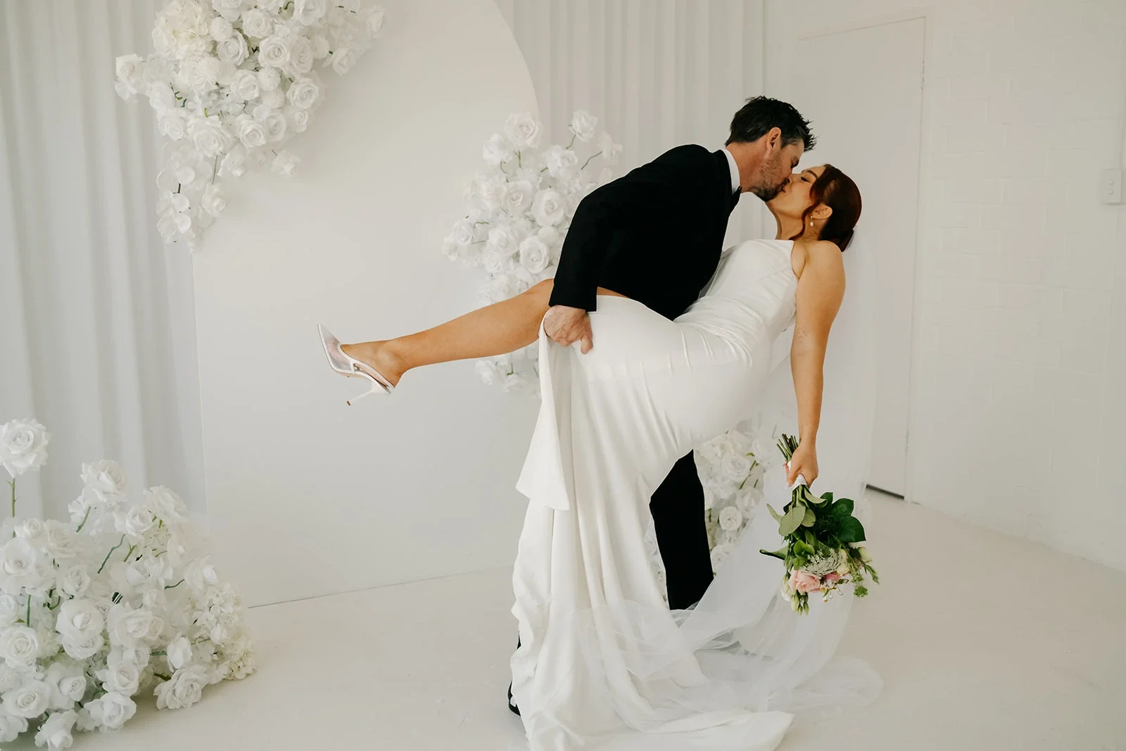 Indoor vs. Outdoor Wedding Ceremonies: How Each Affects Your Photos